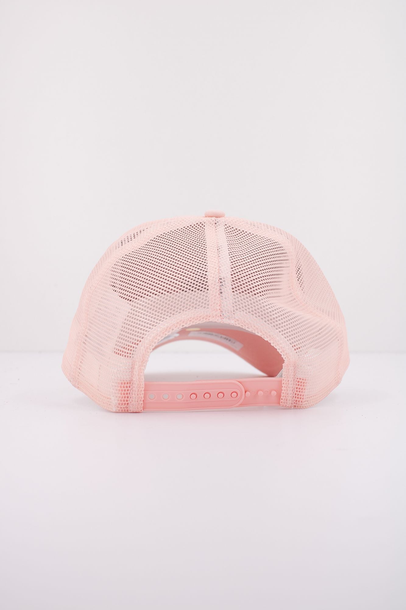 NEW ERA METALLIC TRUCK OSFM en color ROSA (3)