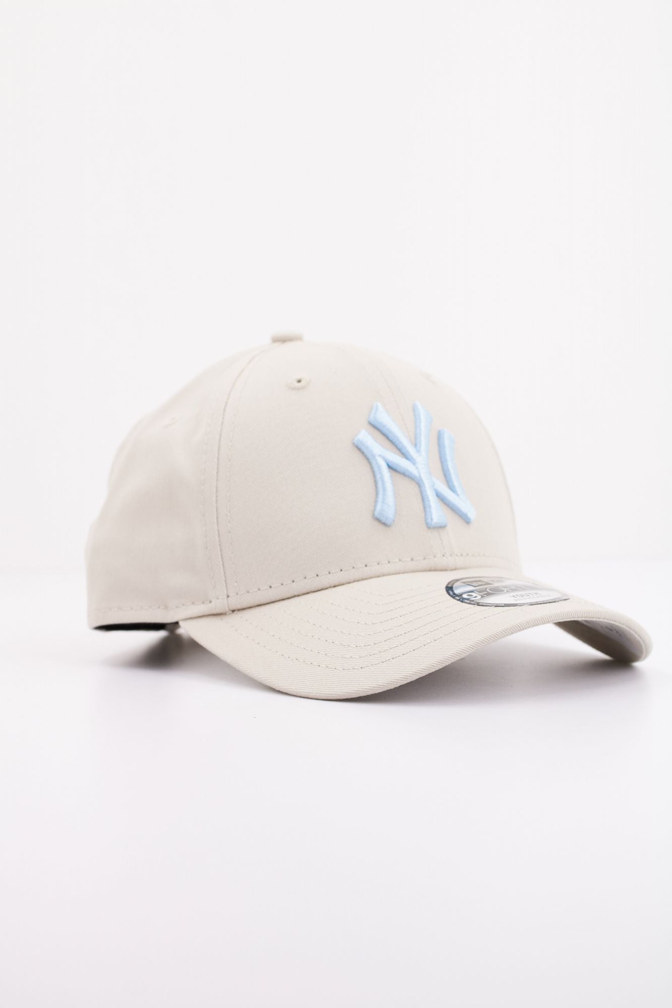 NEW ERA NEW YORK YANKEES en color BEIS (2)