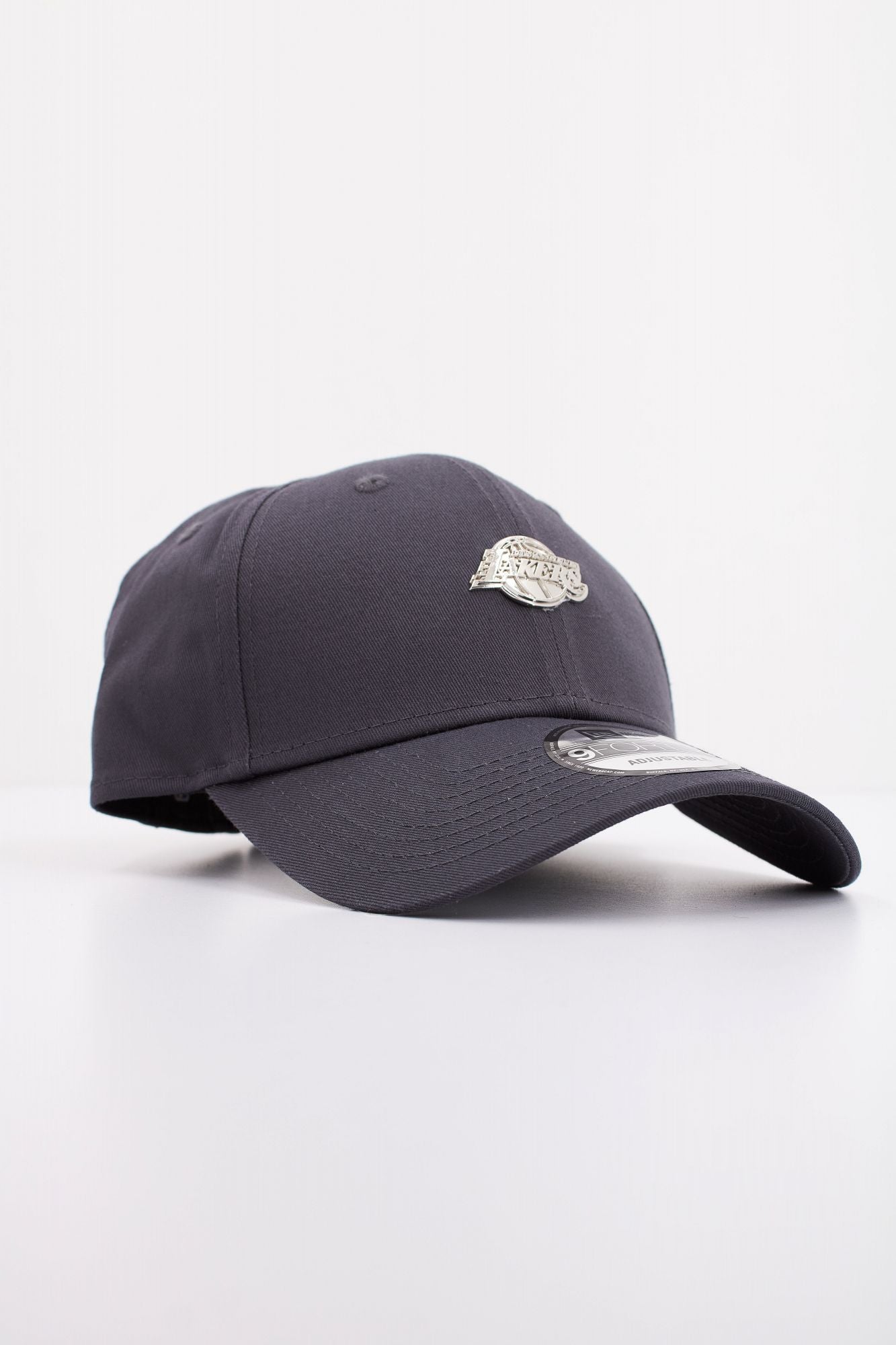 NEW ERA LOS ANGELES LAKERS GRH en color GRIS (2)