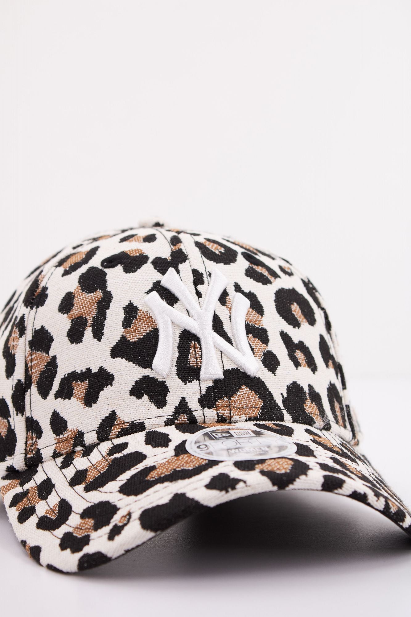 NEW ERA NEW YORK YANKEES BLKBLK en color ANIMAL PRINT (4)
