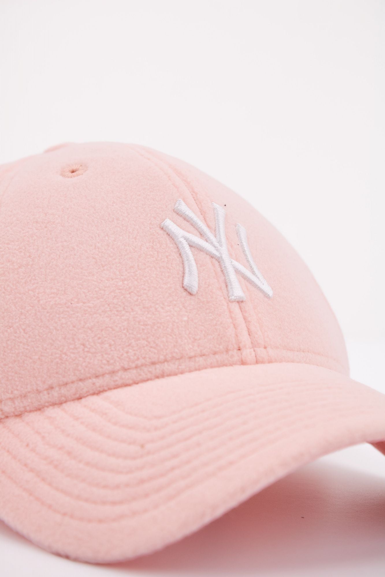 NEW ERA NEW YORK YANKEES en color ROSA (4)