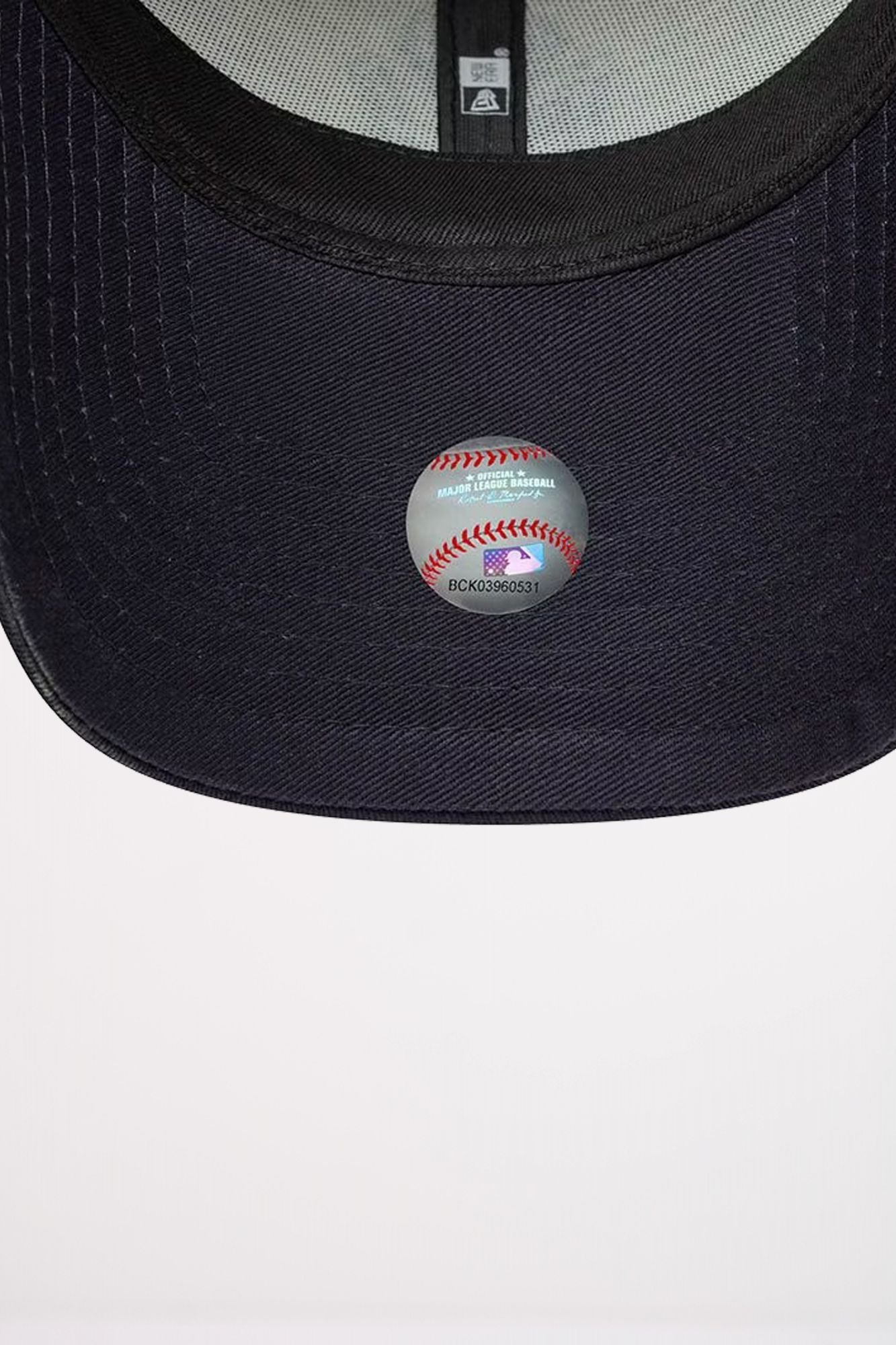 NEW ERA SIDE SCRIPT 9FORTY en color BEIS (4)