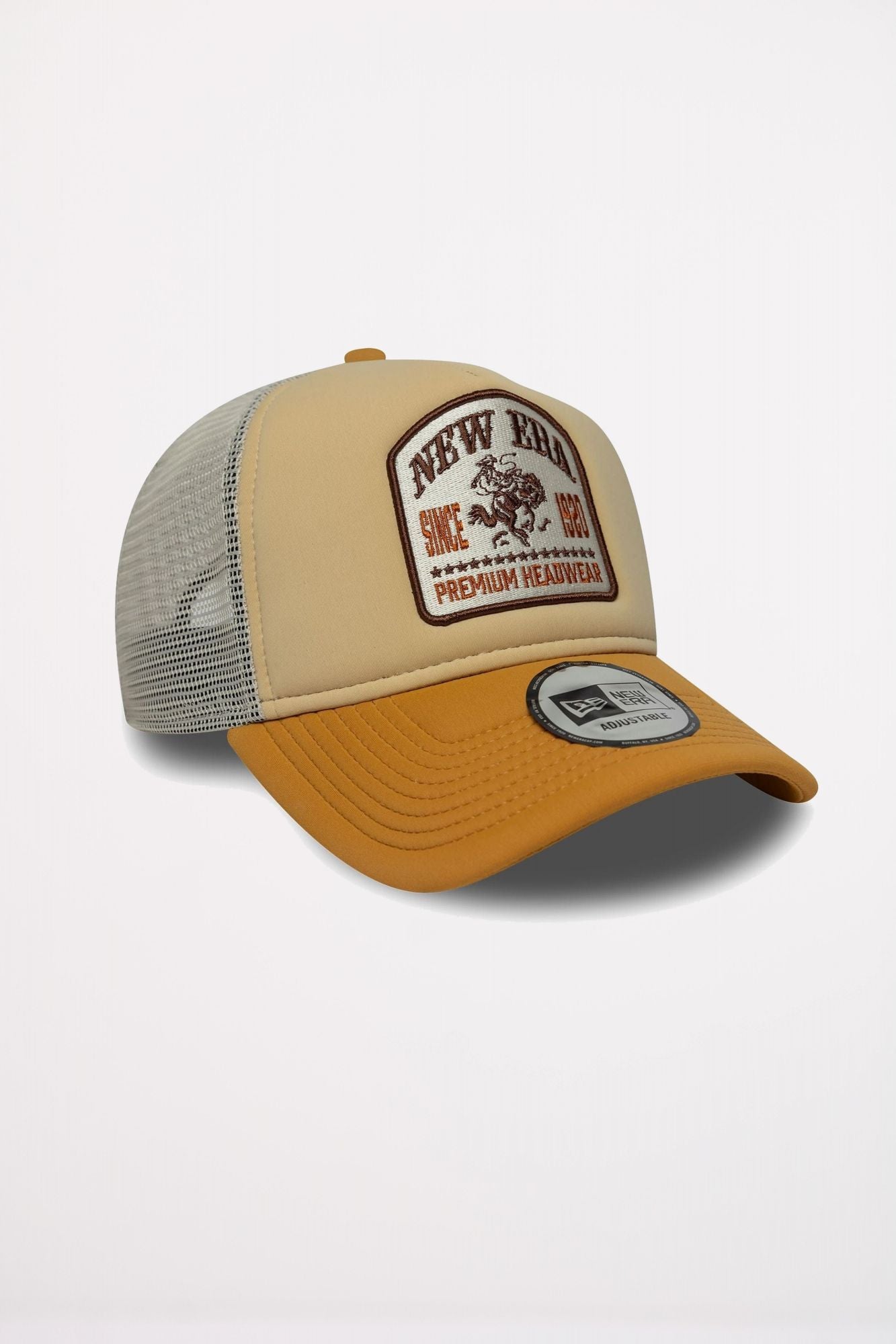 NEW ERA NEW ERA GRAPHIC PATCH CREAM 9FORTY A-FRAME TRUCKER ADJUSTABLE CA en color MARRON CLARO (3)