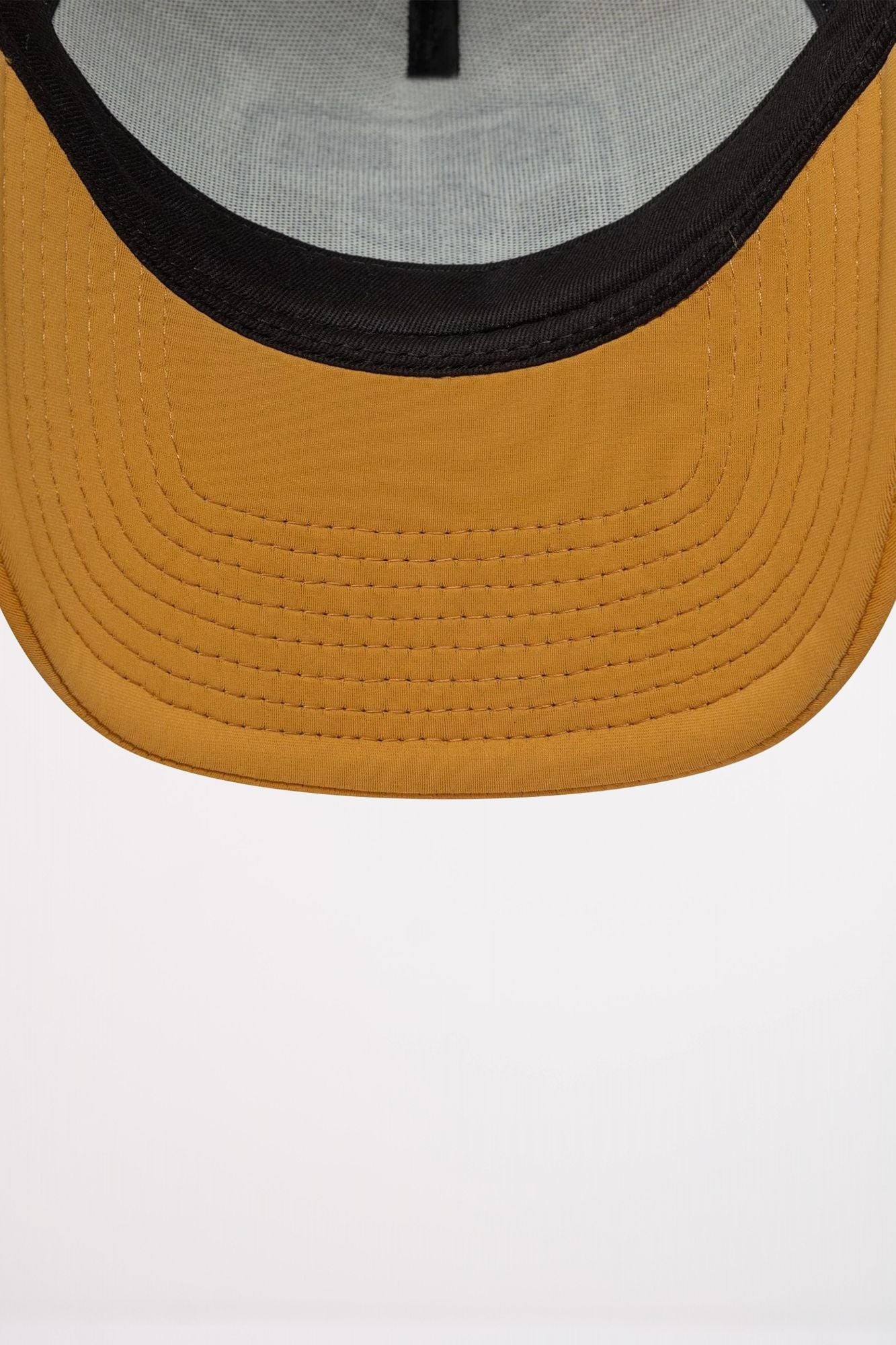 NEW ERA NEW ERA GRAPHIC PATCH CREAM 9FORTY A-FRAME TRUCKER ADJUSTABLE CA en color MARRON CLARO (5)