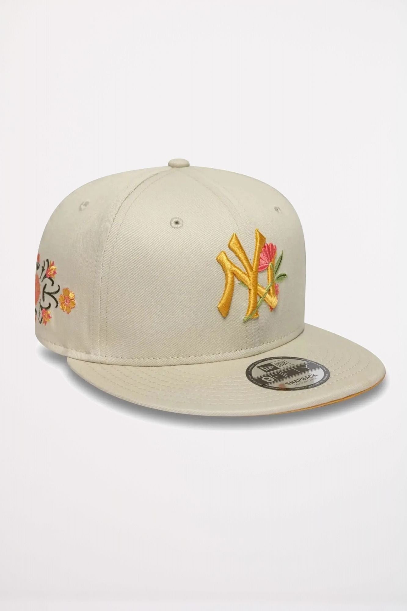 NEW ERA 9FIFTY FLORAL NEW YORK YANKEES en color BEIS (1)
