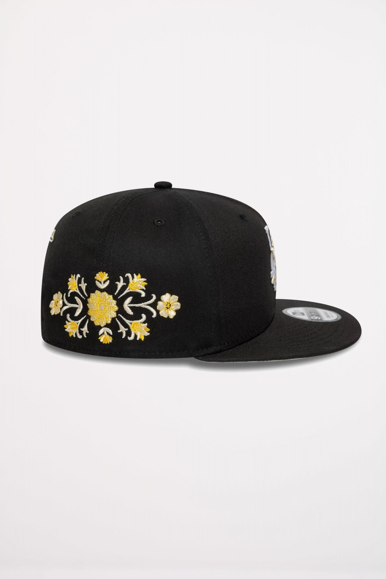 NEW ERA LA DODGERS MLB FLORAL 9FIFTY en color NEGRO (3)
