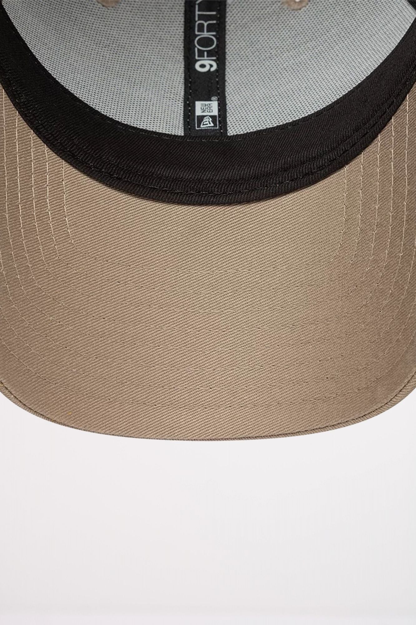 NEW ERA NEW YORK YANKEES MLB LEAGUE ESSENTIAL 9FORTY en color MARRON (5)