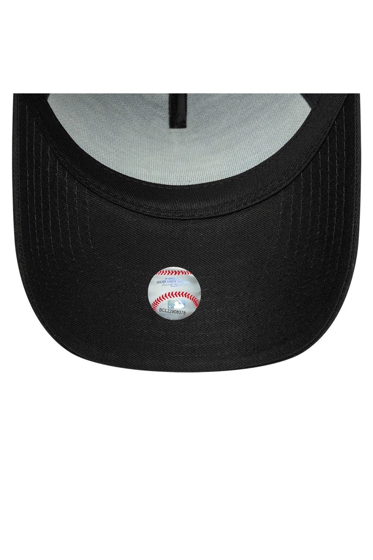 NEW ERA METALLIC OUTLINE EFRAME NEYYAN en color NEGRO (4)