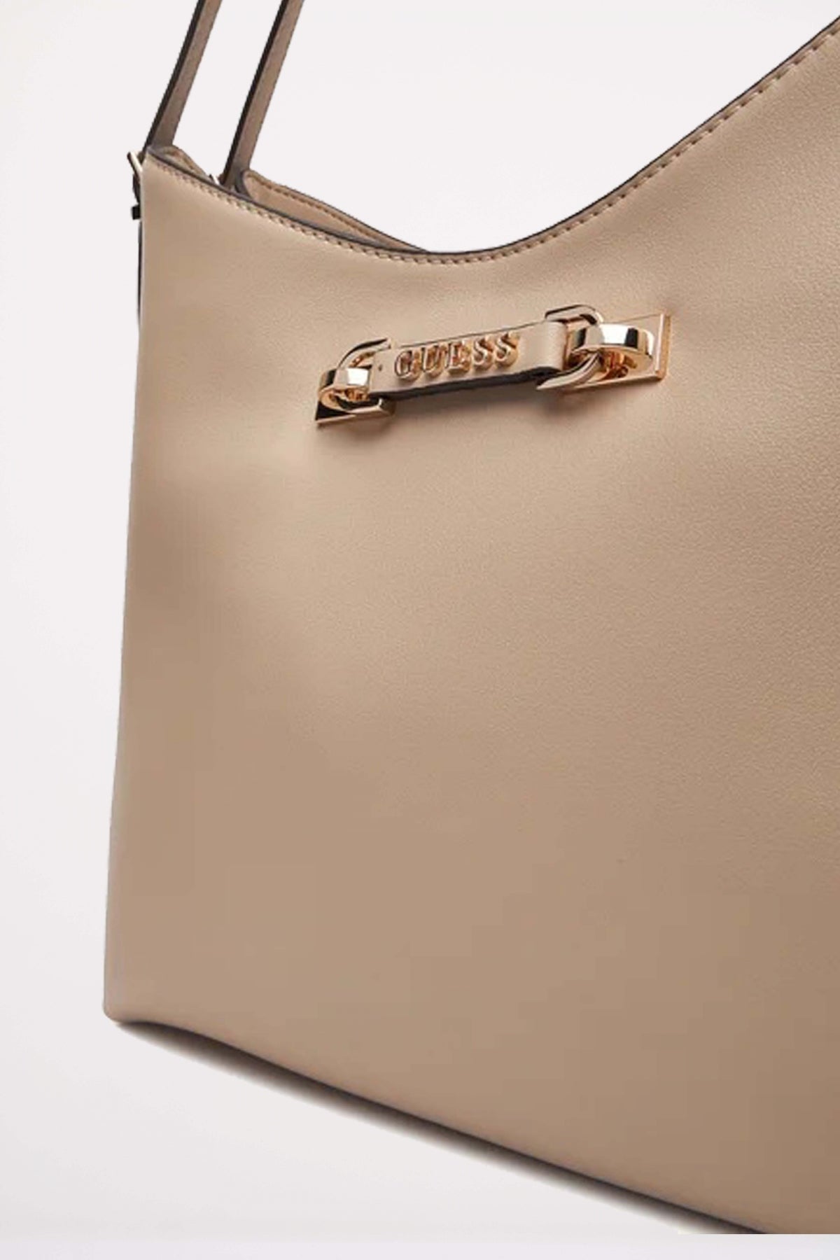 GUESS HOBO en color BEIS (4)