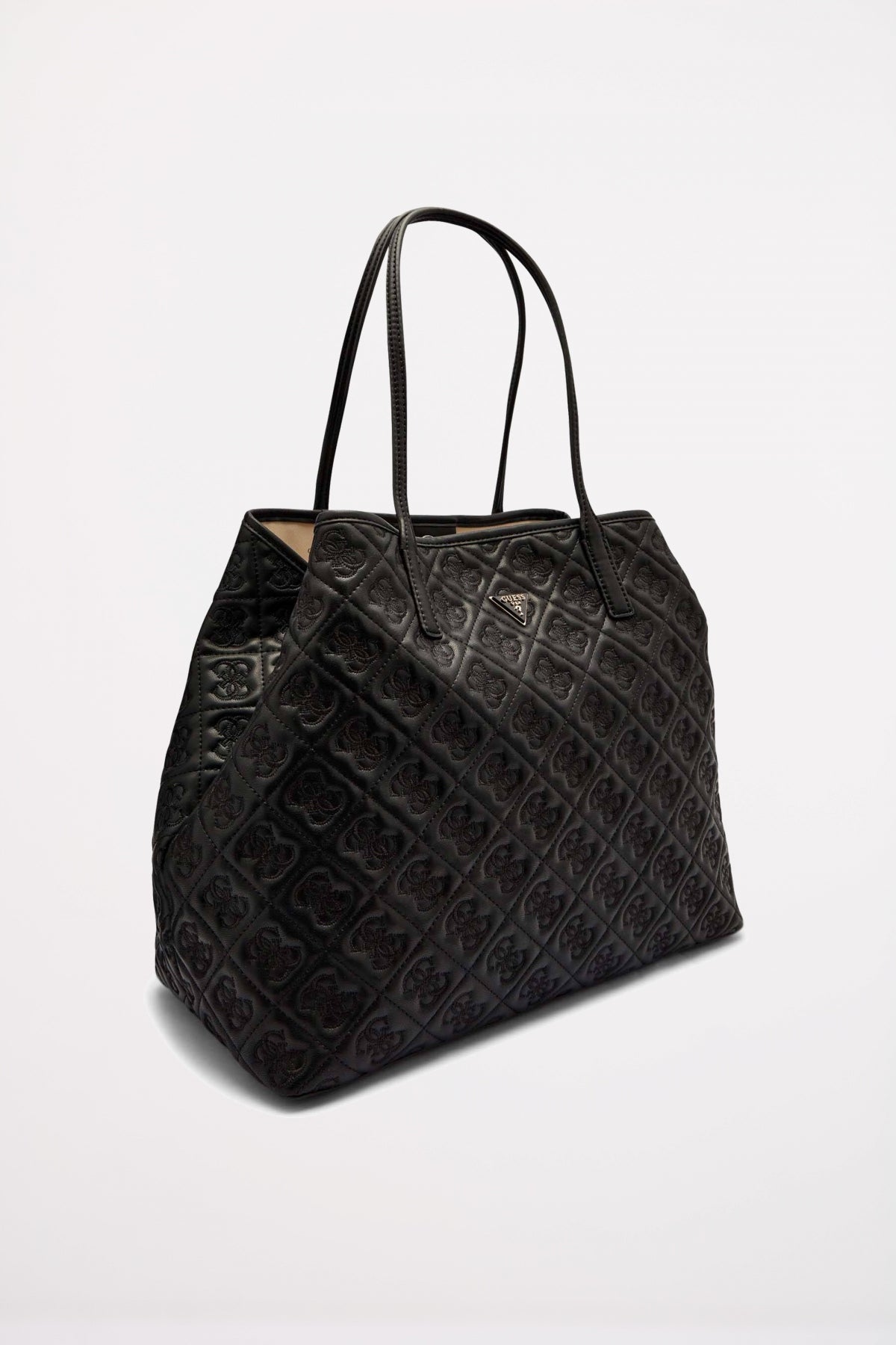 GUESS QUILTY SHOULDER BAG en color NEGRO (2)