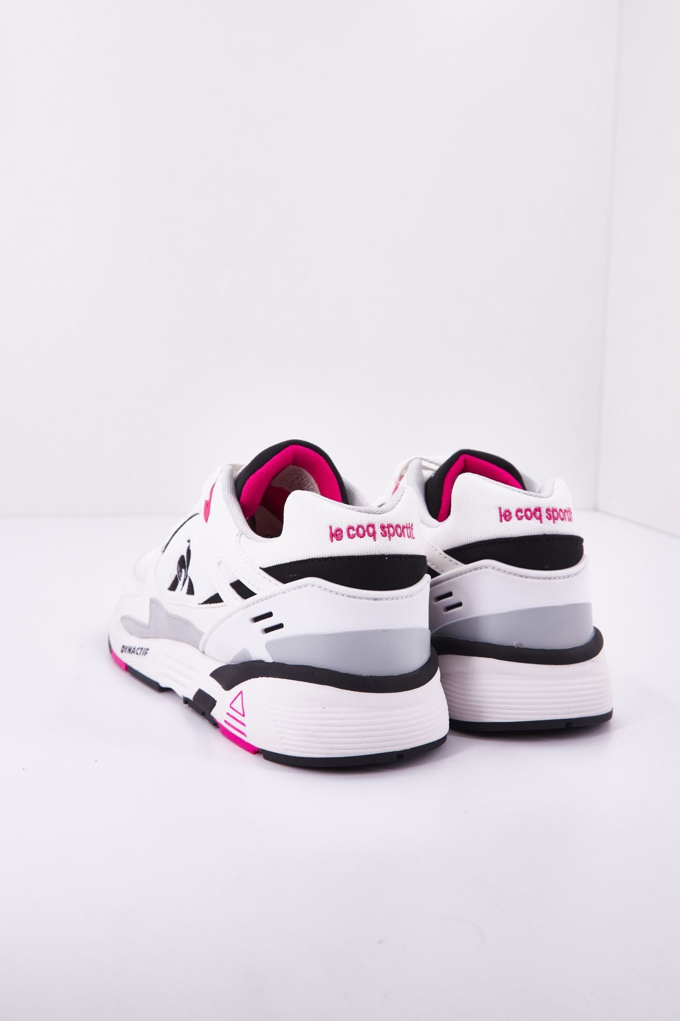 LE COQ SPORTIF LCS R1000 en color BLANCO (4)