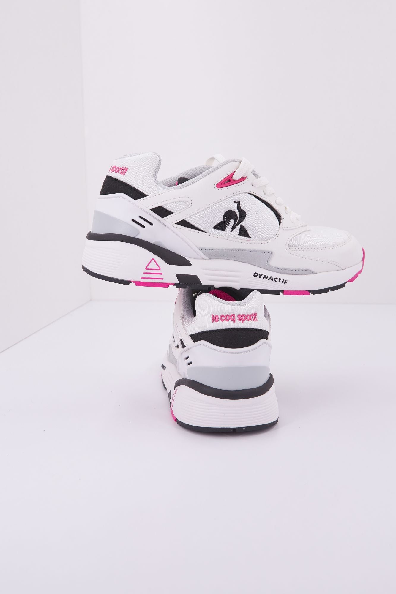 LE COQ SPORTIF LCS R1100 COLORS en color BLANCO (3)