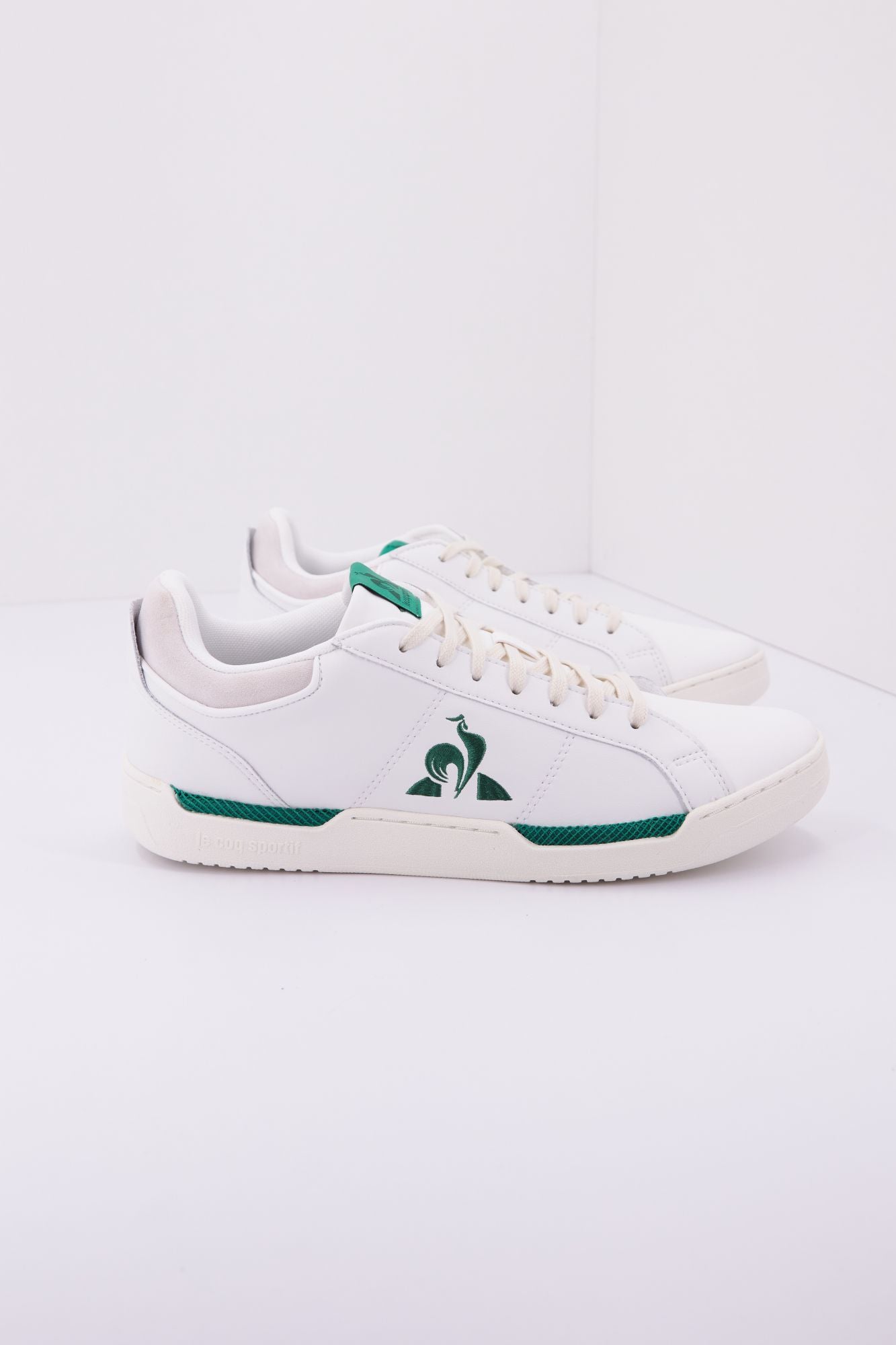 LE COQ SPORTIF STADIUM en color BLANCO (2)