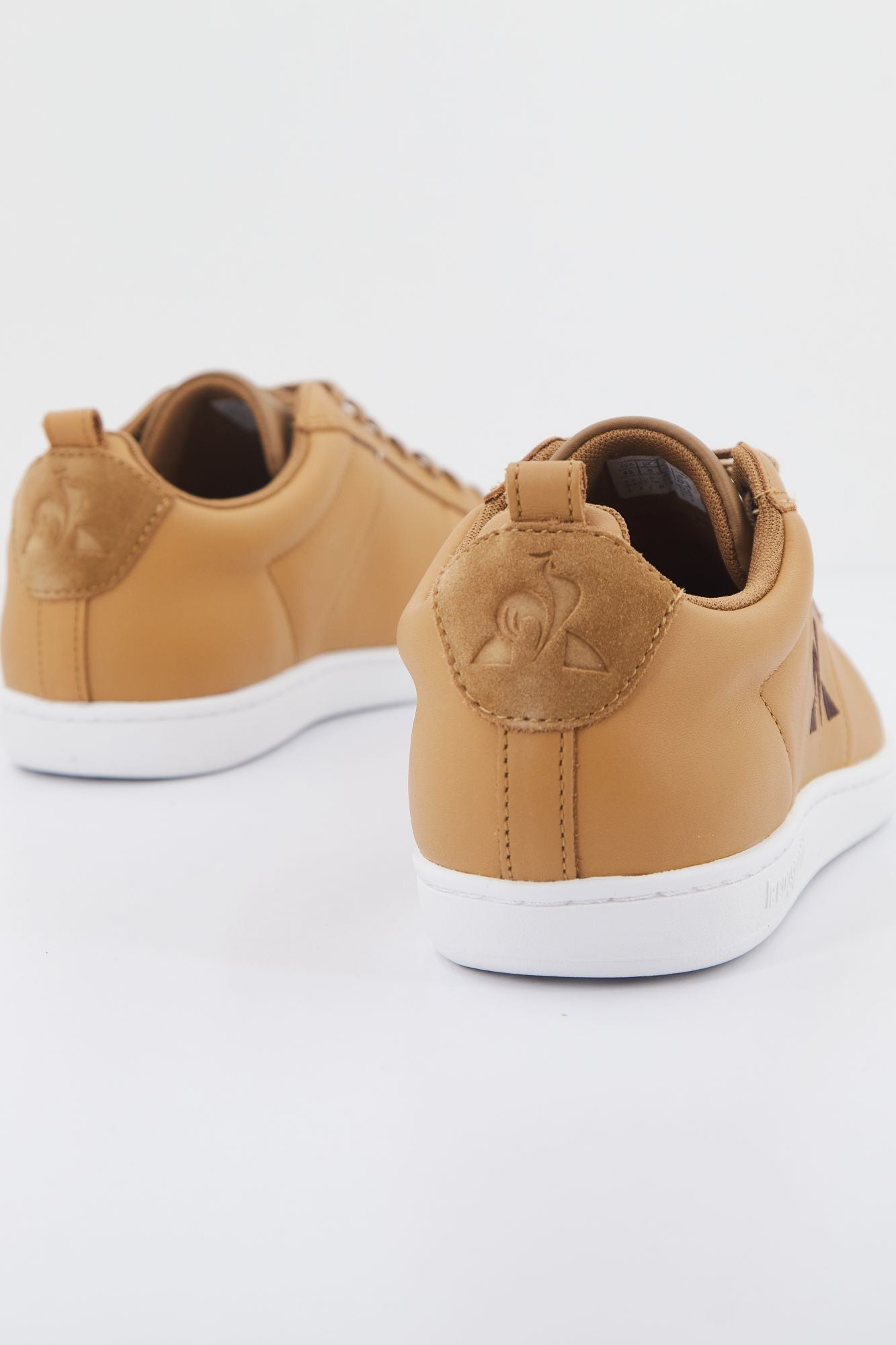 LE COQ SPORTIF COURTCLASSIC CRAFT en color MARRON (3)