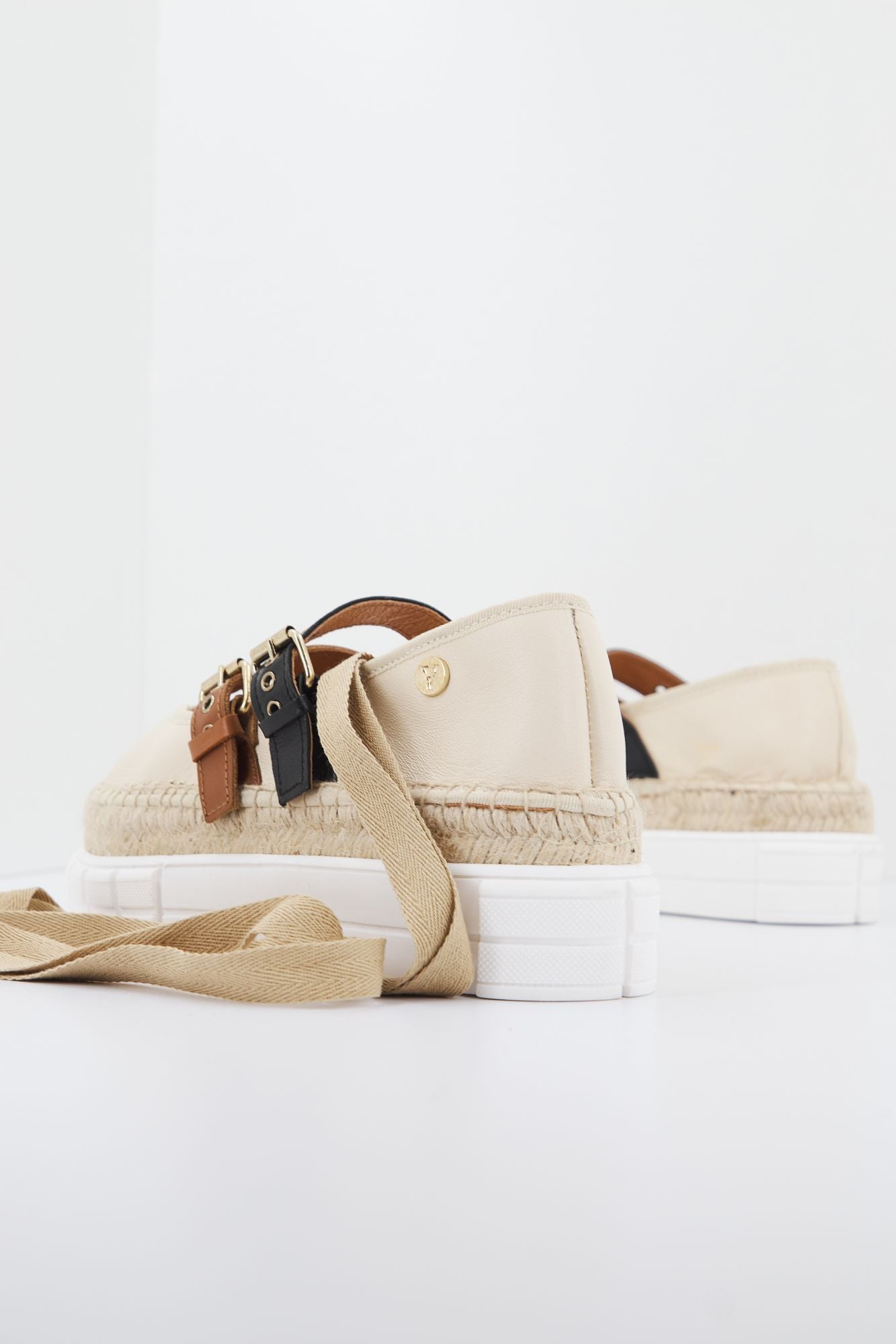 YELLOW MIU en color MARRON CLARO (4)