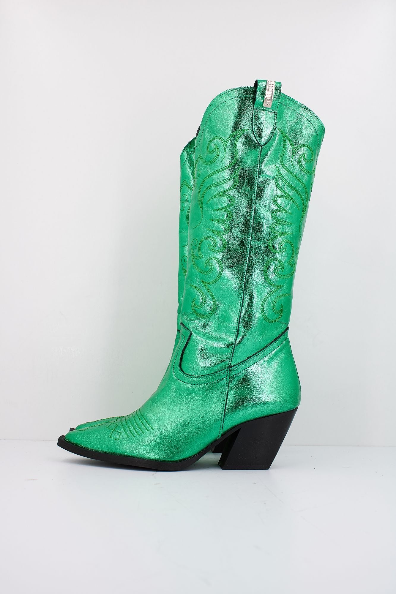 YELLOW FANCY en color VERDE (1)