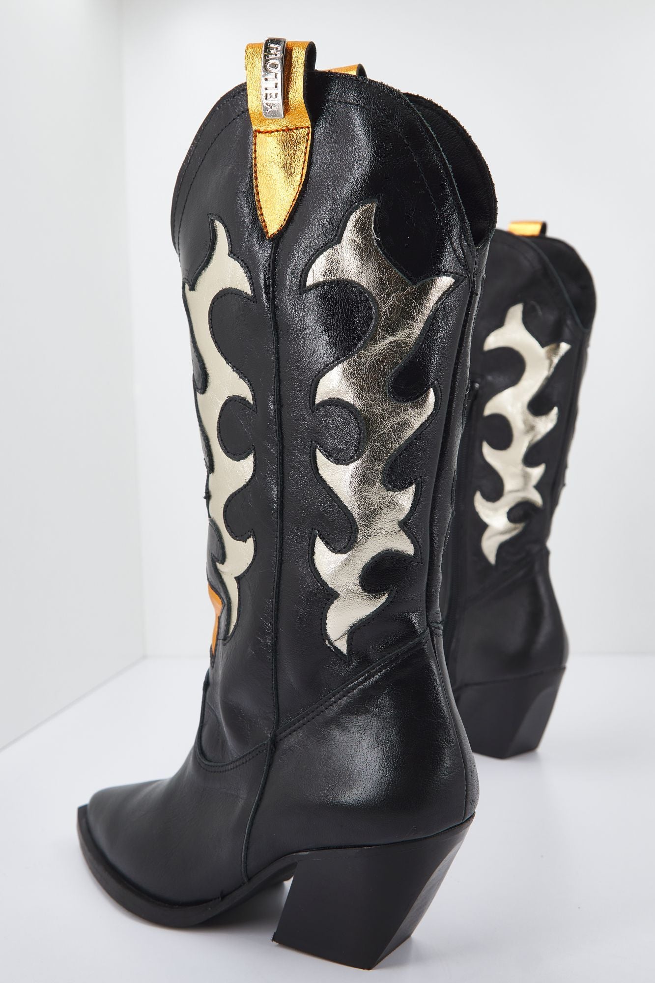 YELLOW FANCY en color NEGRO (4)