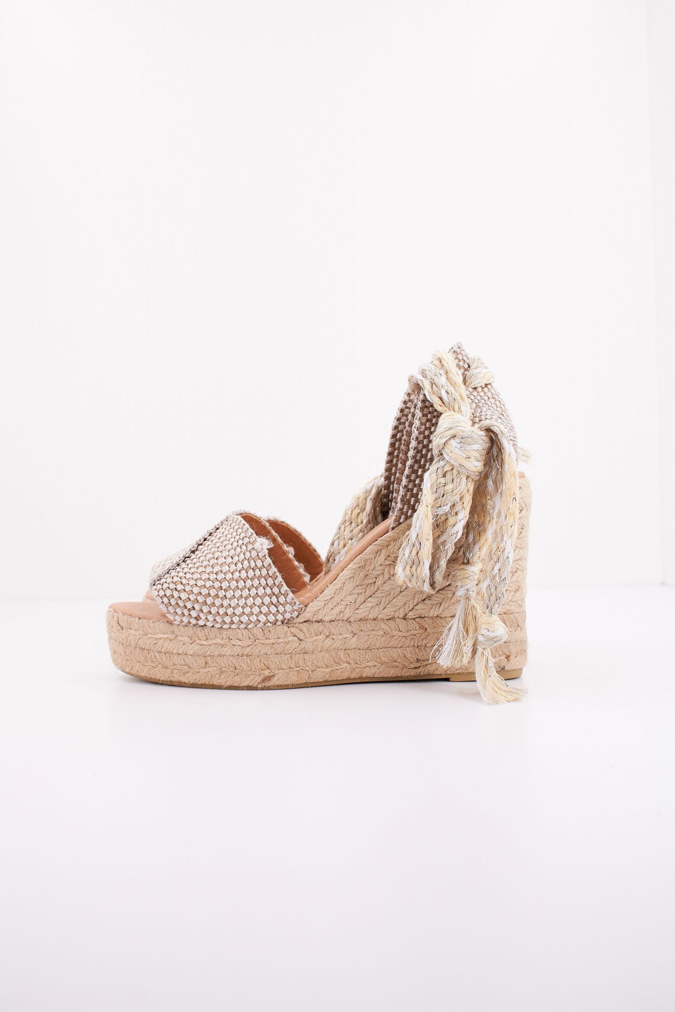 YELLOW AIDA en color PLATA (1)