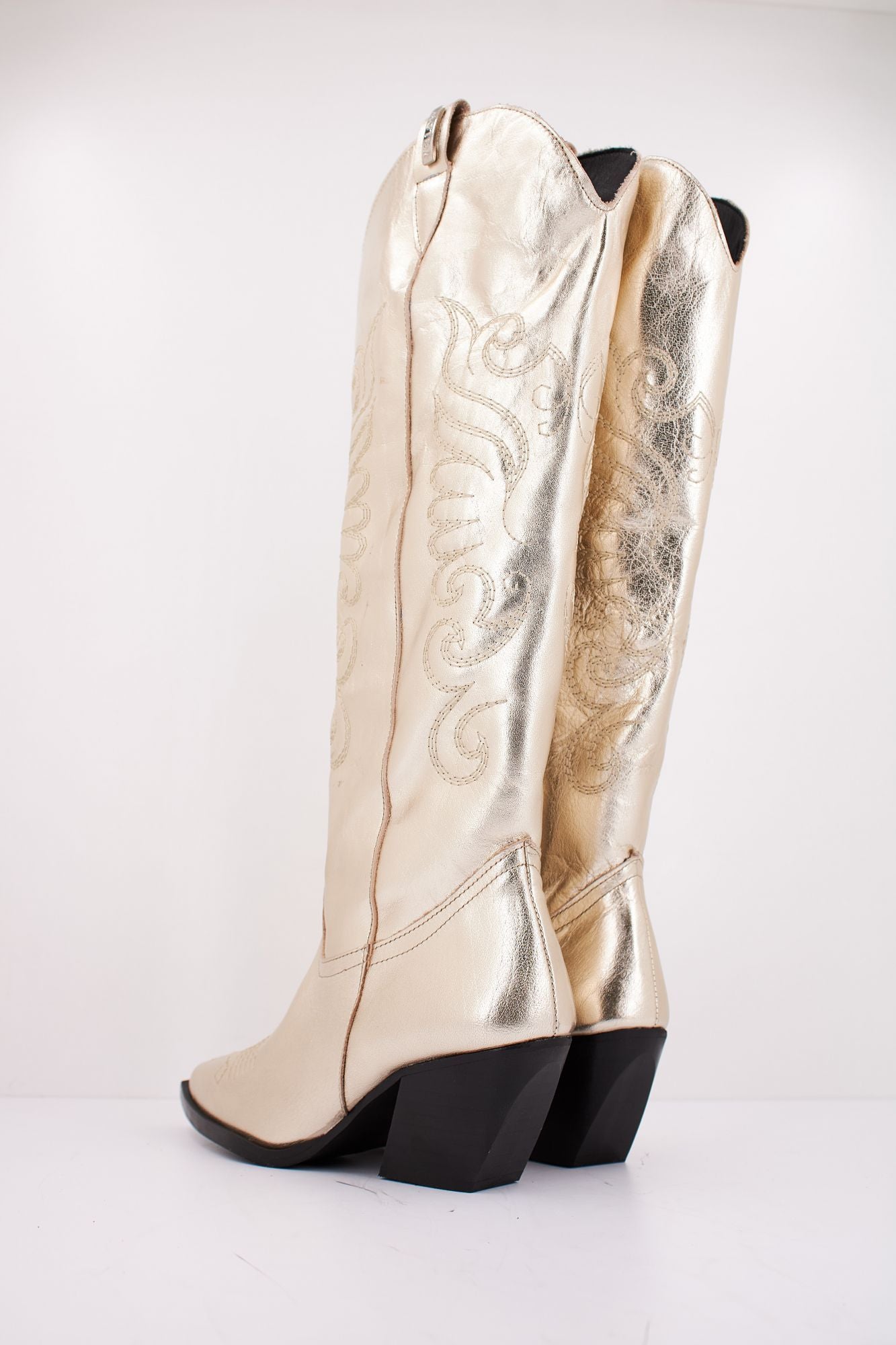 YELLOW FANCY XL en color ORO (4)