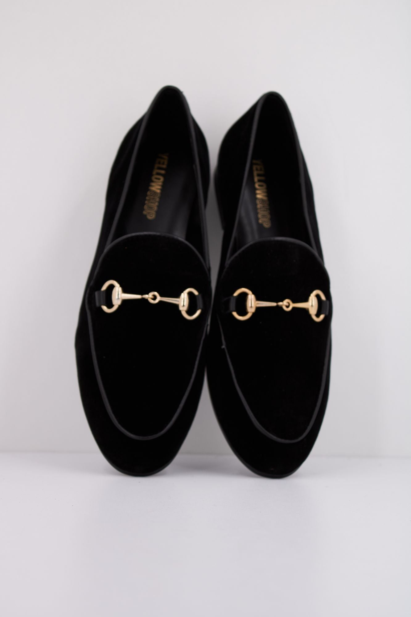 YELLOW PE en color NEGRO (3)