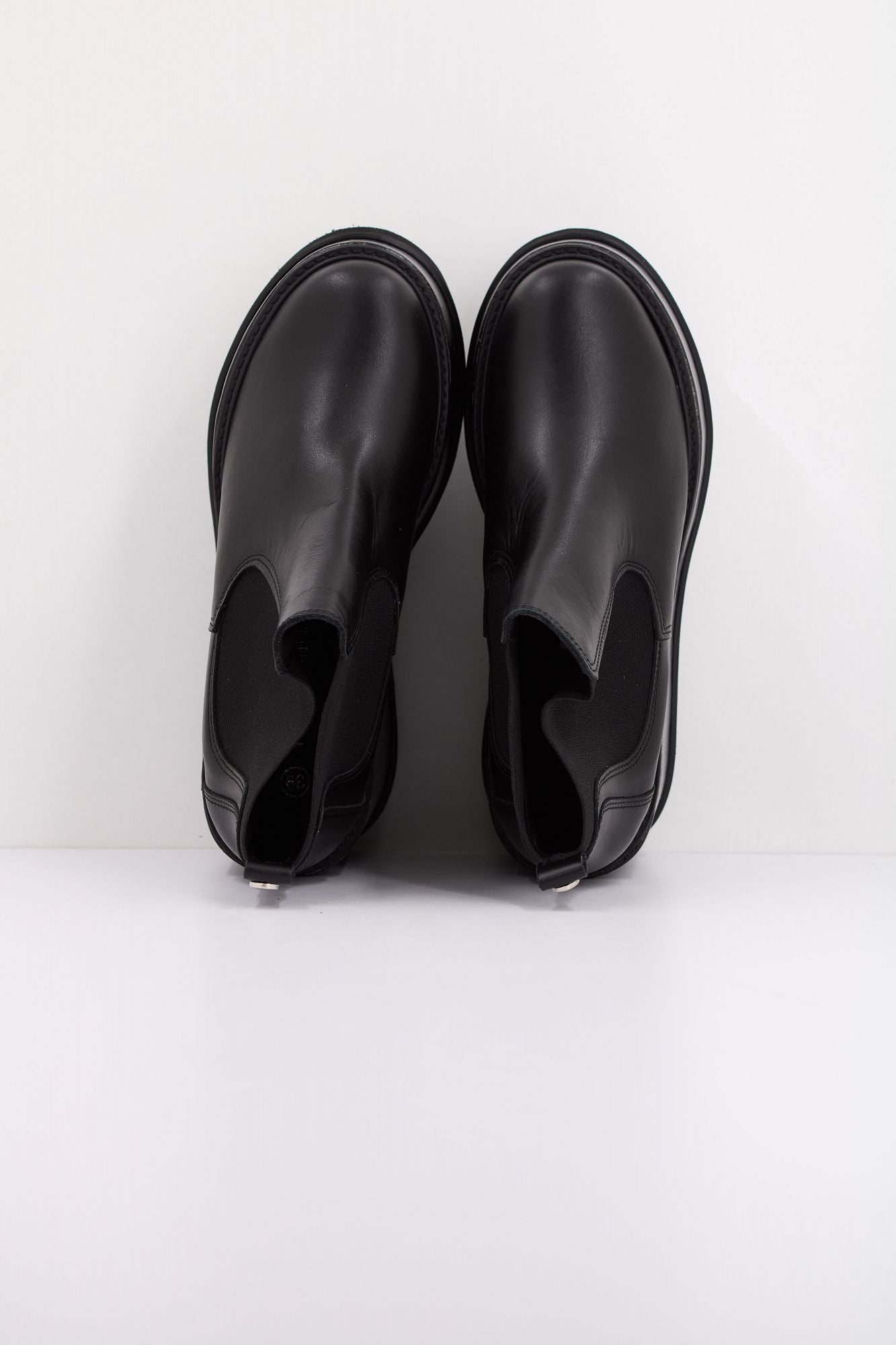 YELLOW MARTINA en color NEGRO (3)