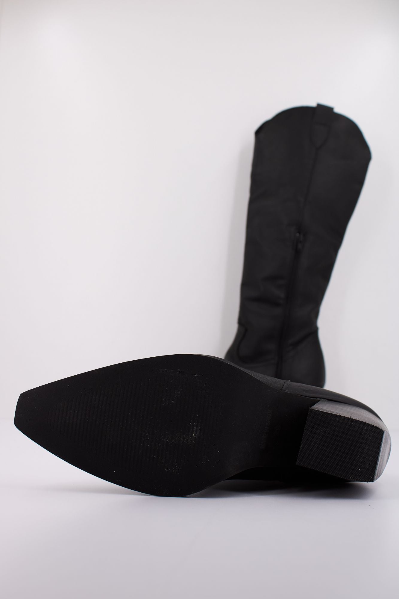 YELLOW MONTANA en color NEGRO (5)