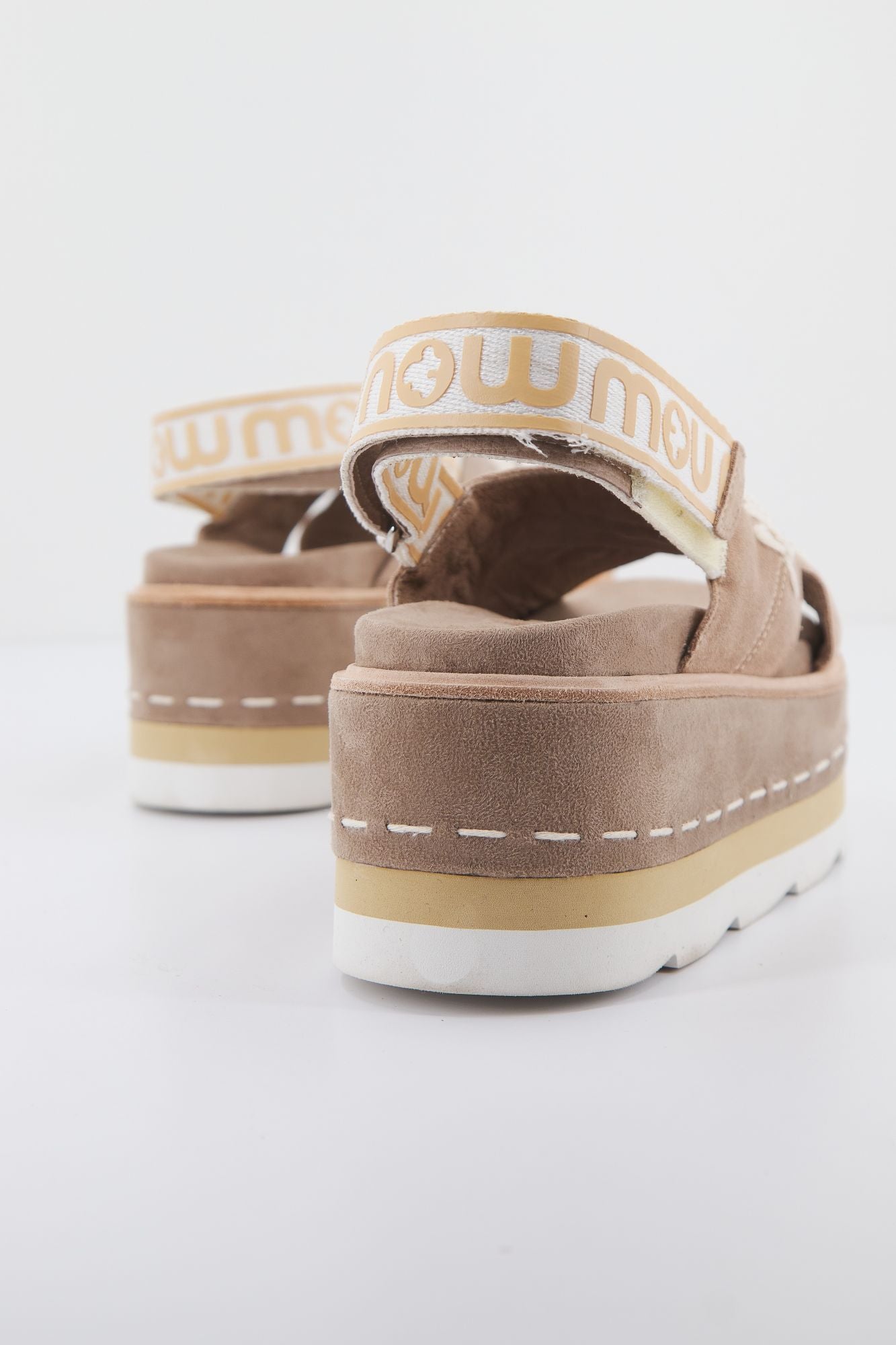 MOU MU SW351002A en color MARRON CLARO (3)