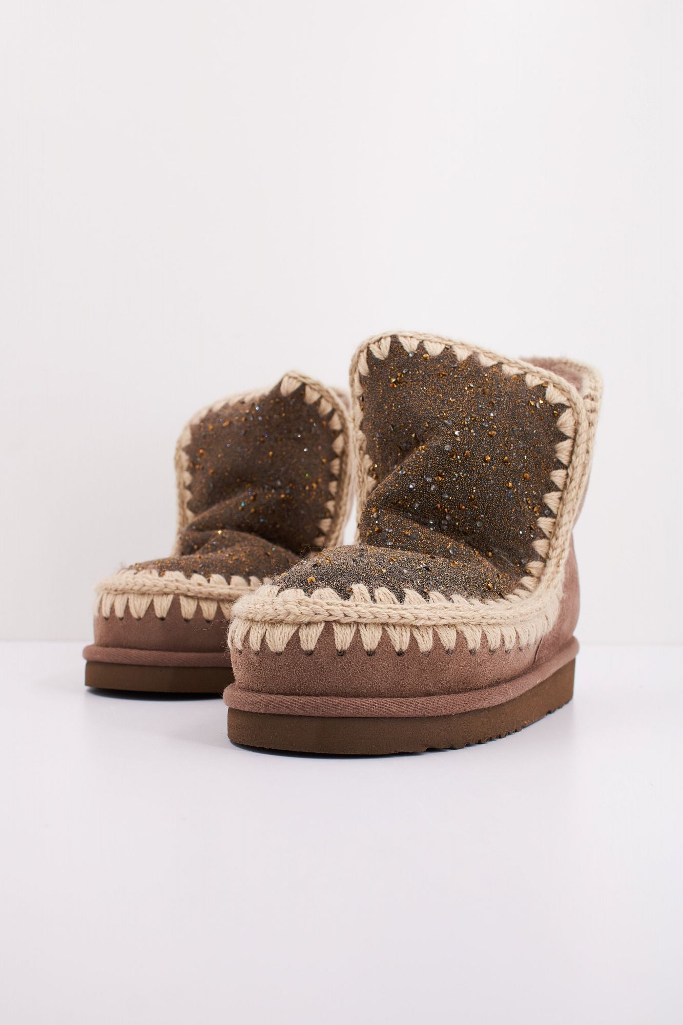 MOU ESKIMO 18 HOTFIX en color MARRON (2)
