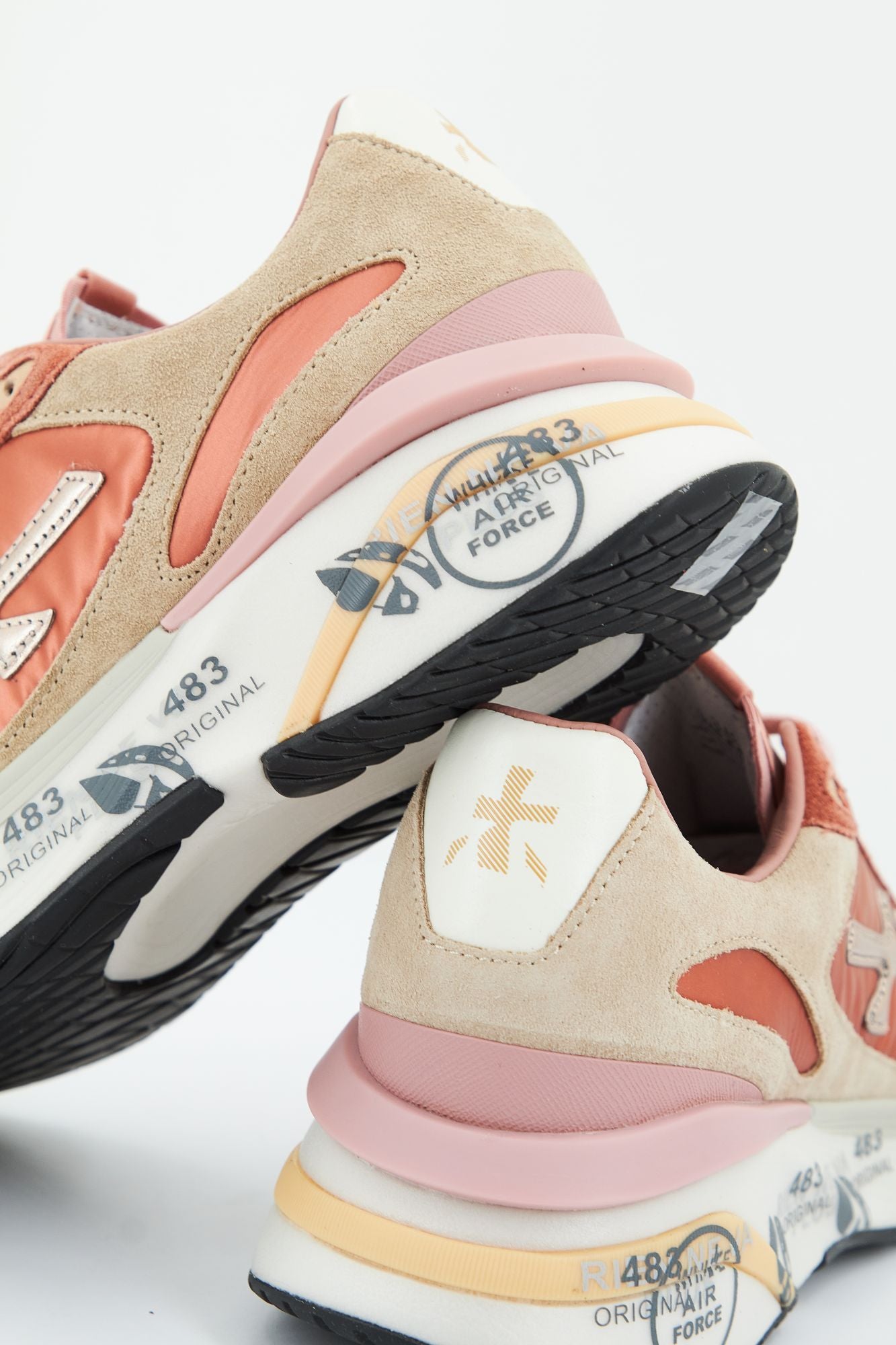 PREMIATA MOERUND en color NARANJA (4)
