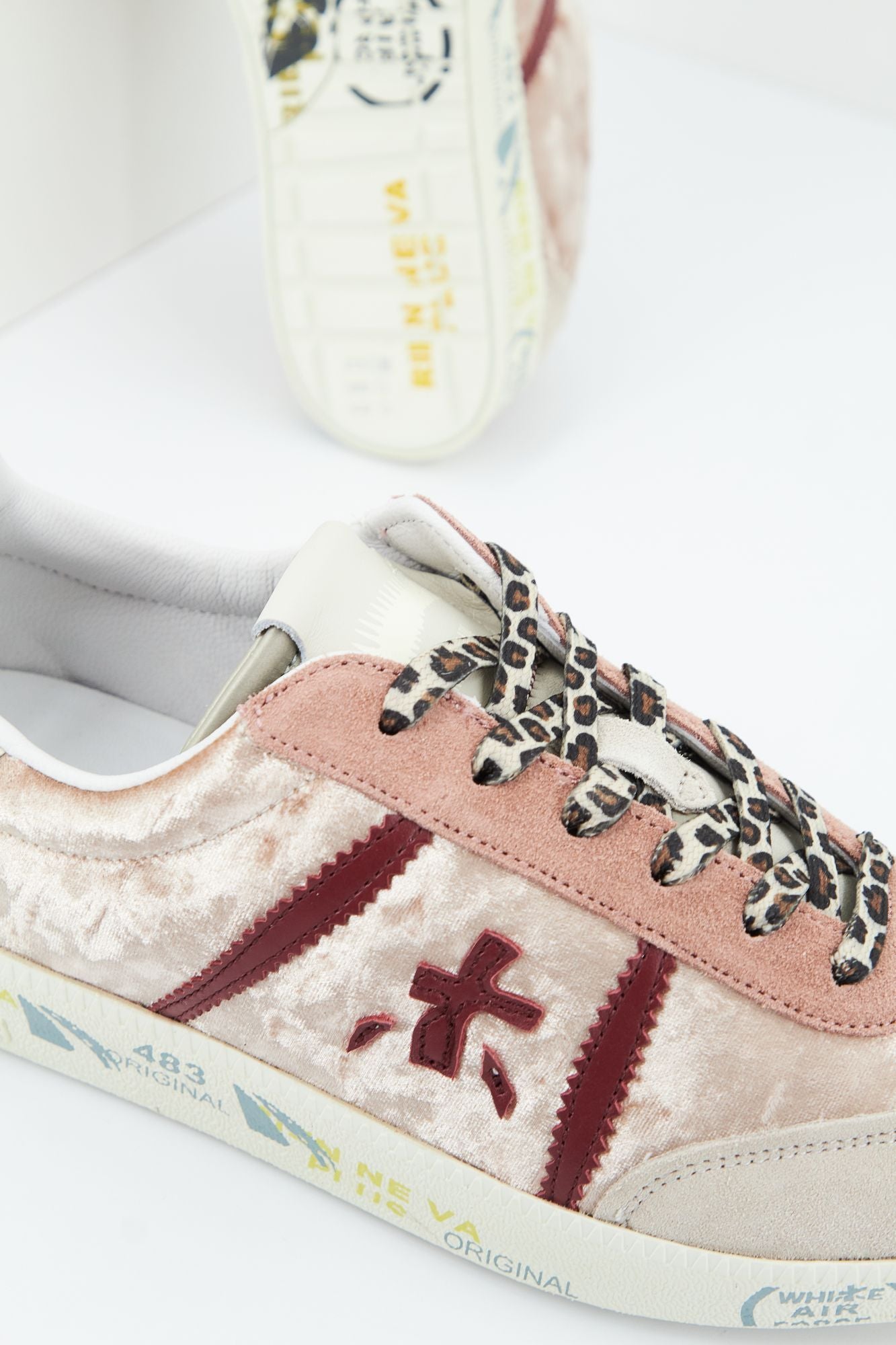 PREMIATA BONNIED en color ROSA (5)