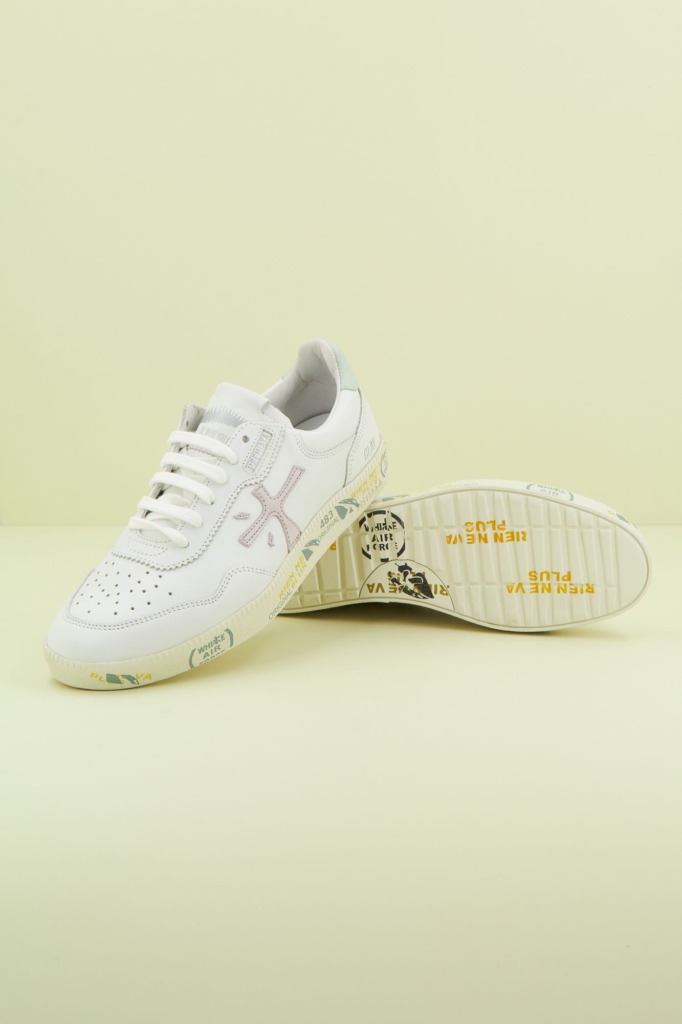 PREMIATA CLAYD en color BLANCO (1)