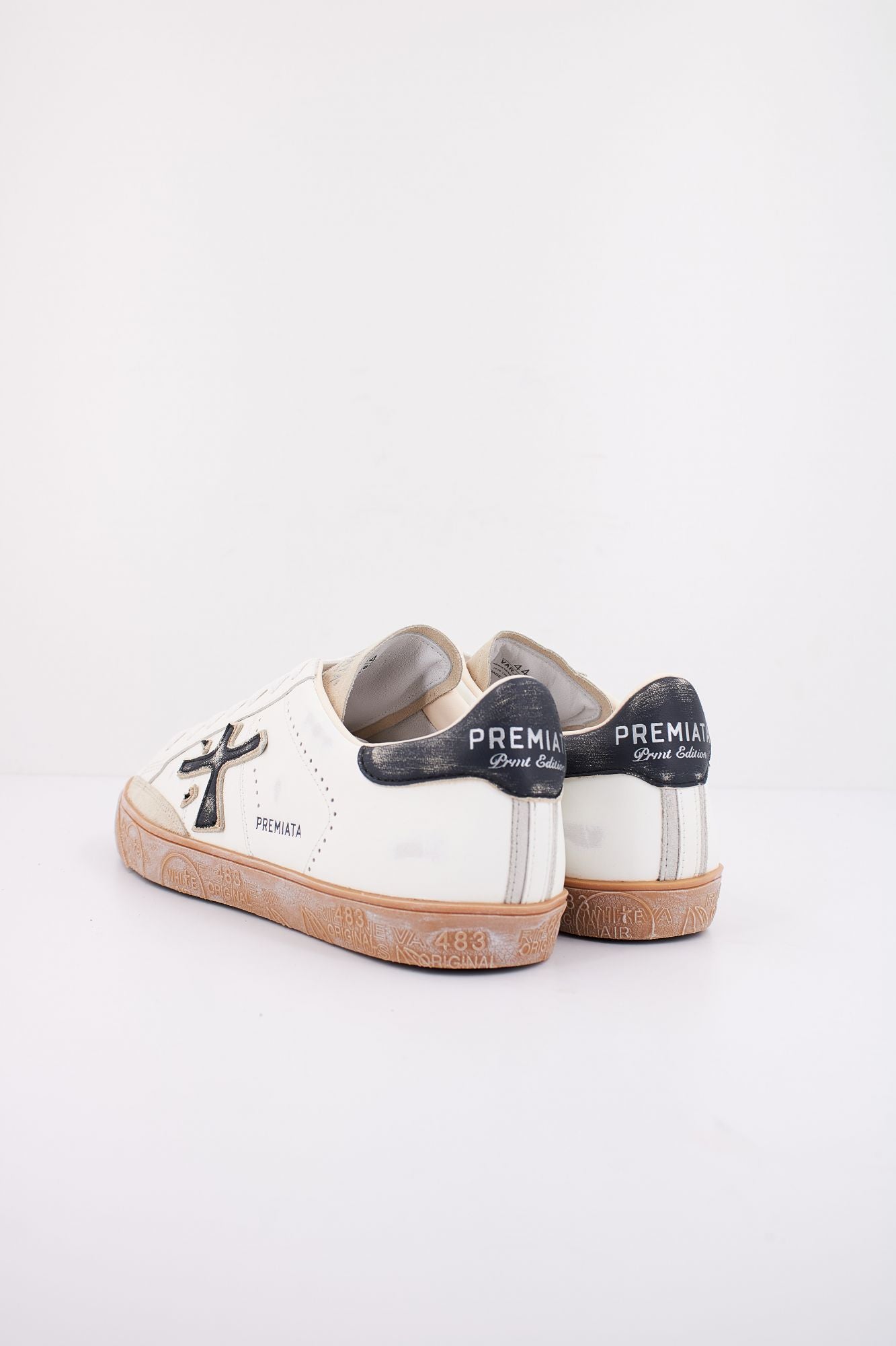 PREMIATA STEVEN en color BEIS (4)