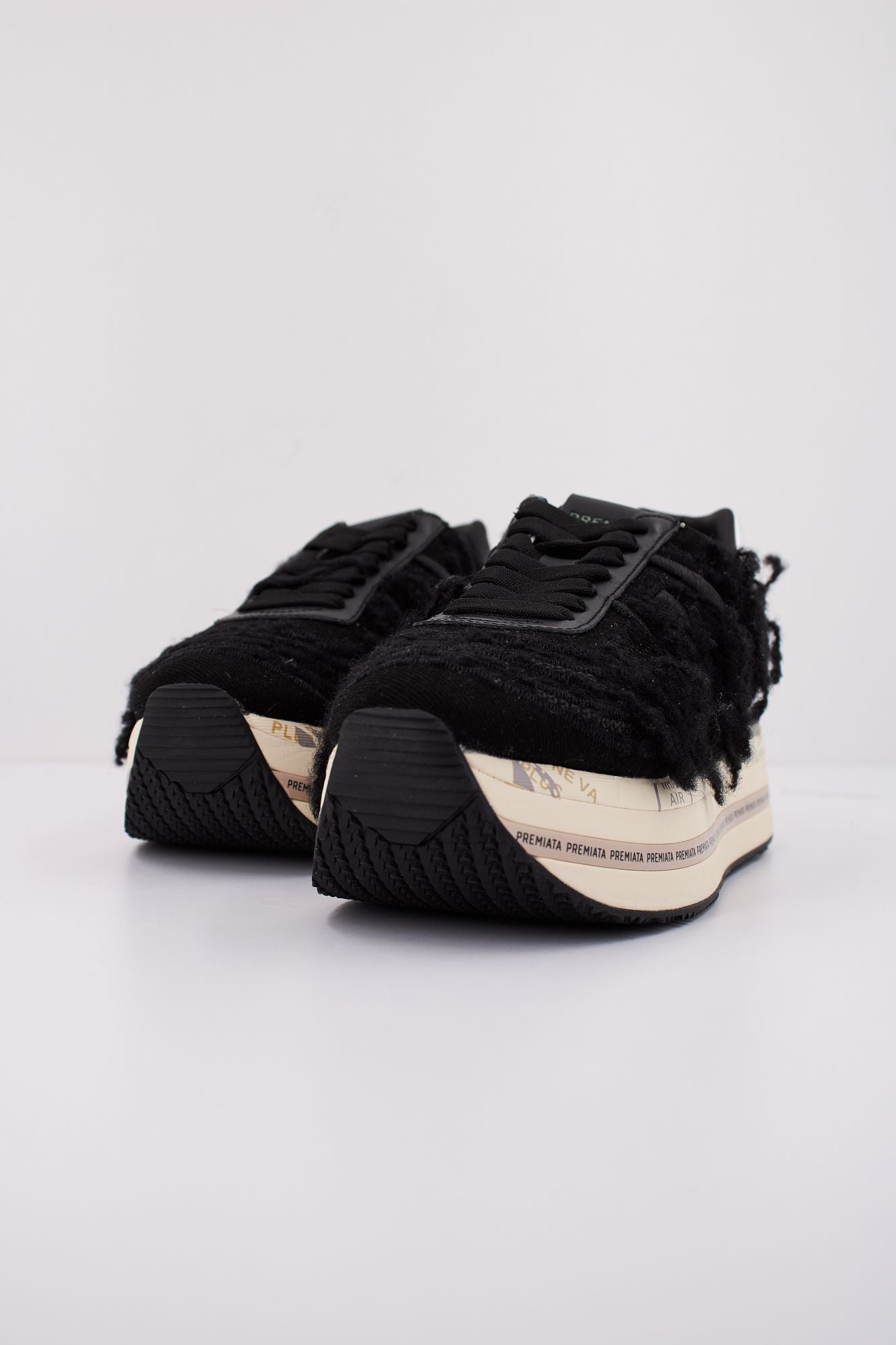 PREMIATA BETH 6959 en color NEGRO (2)