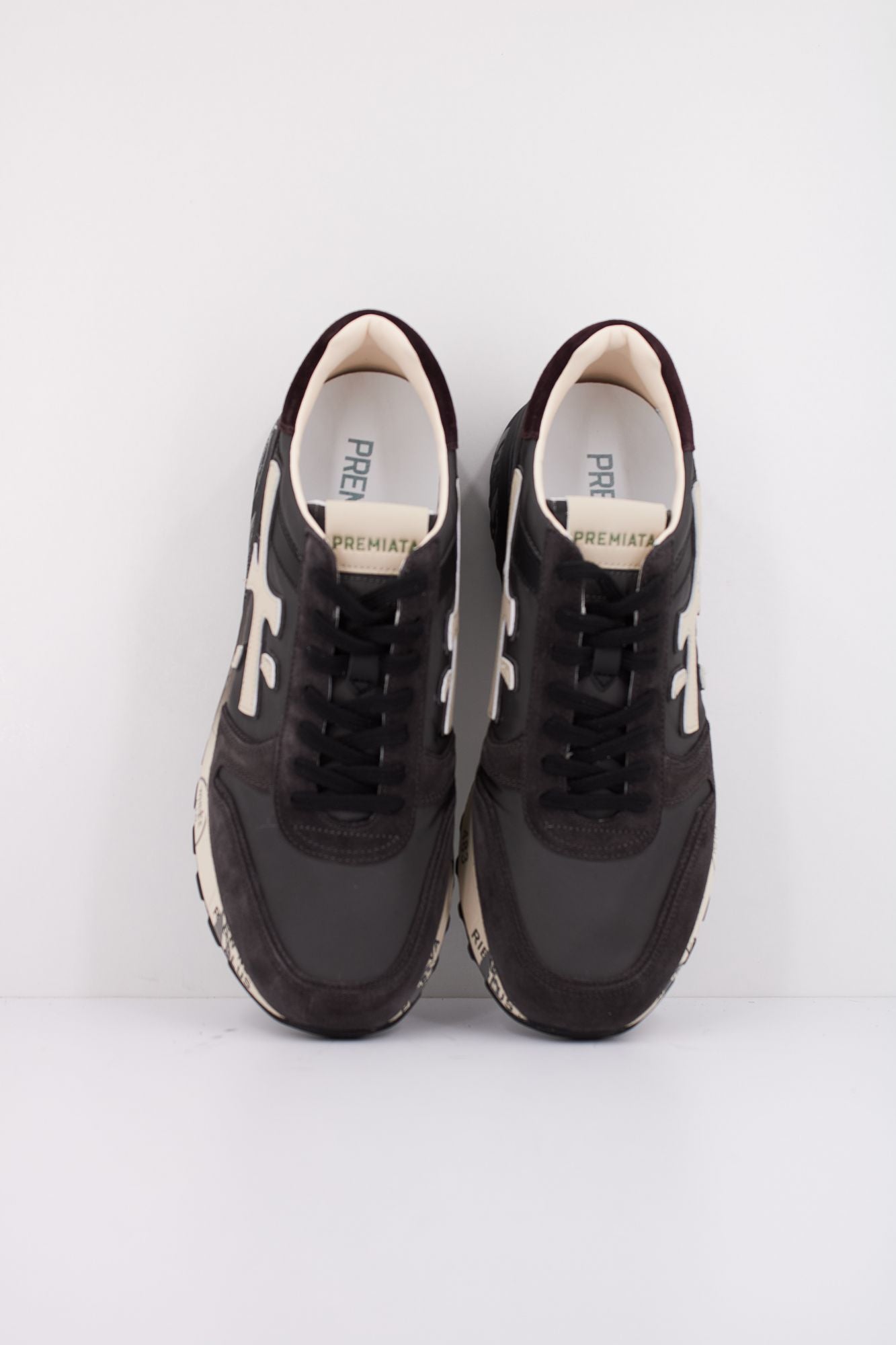 PREMIATA MICK 6872 en color NEGRO (3)