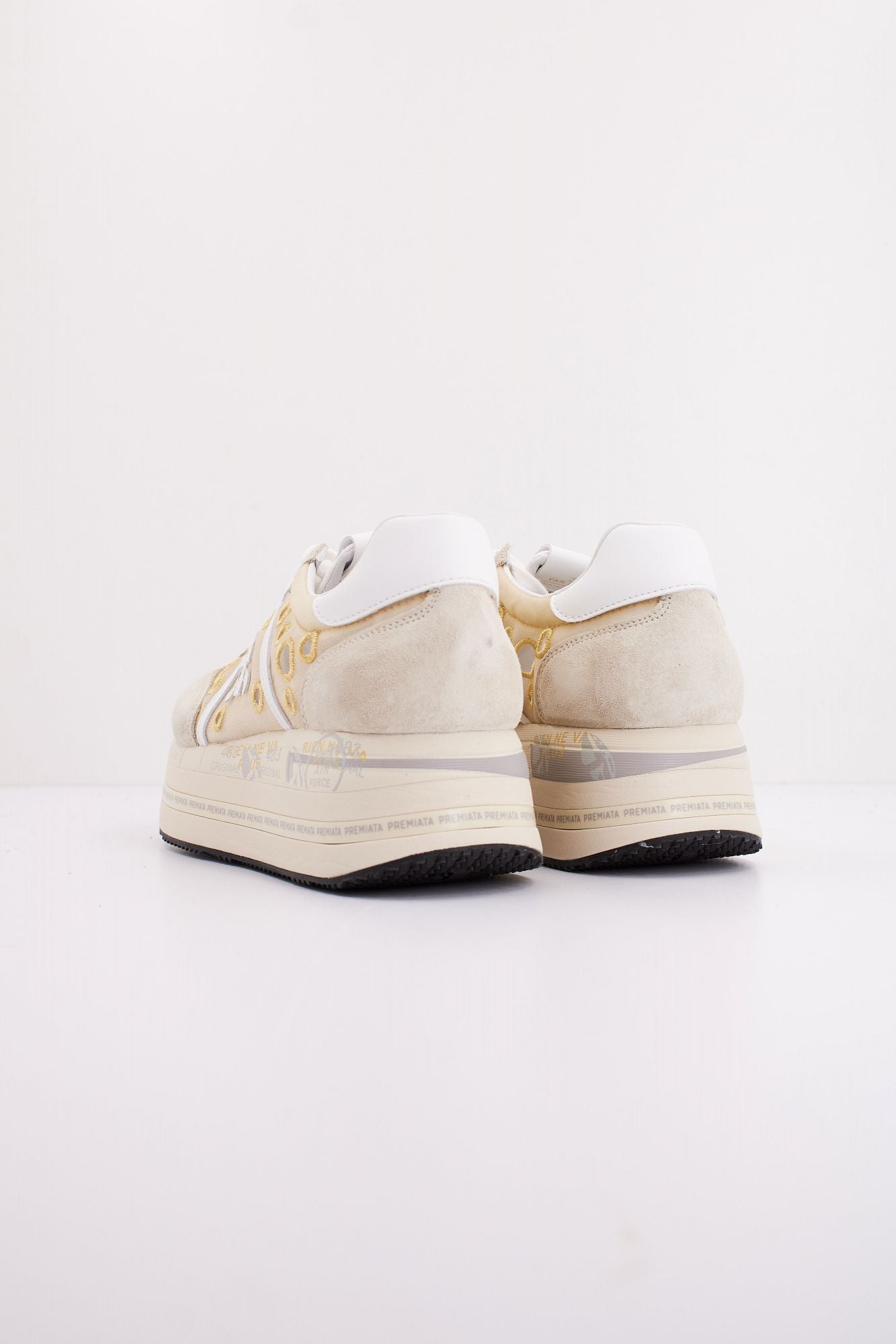 PREMIATA BETH 7382 en color BEIS (4)