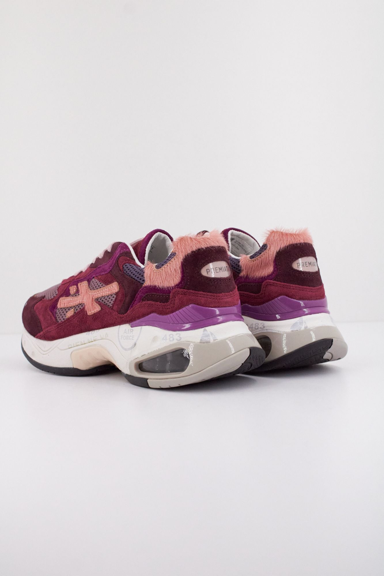 PREMIATA SHARKYD en color ROSA (4)
