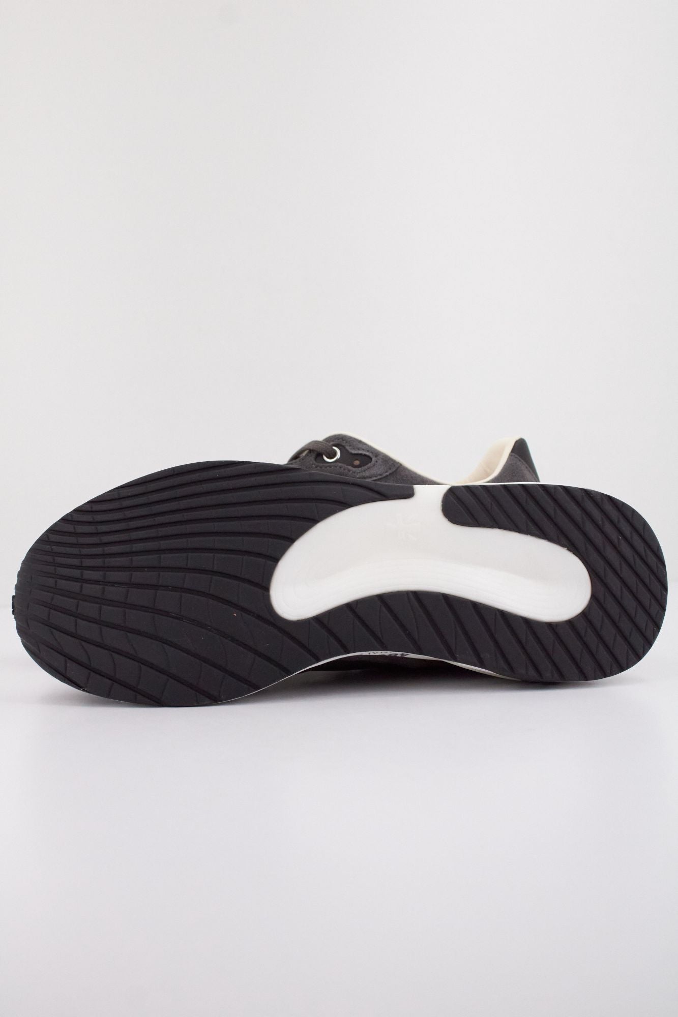 PREMIATA MOERUN en color VERDE (5)