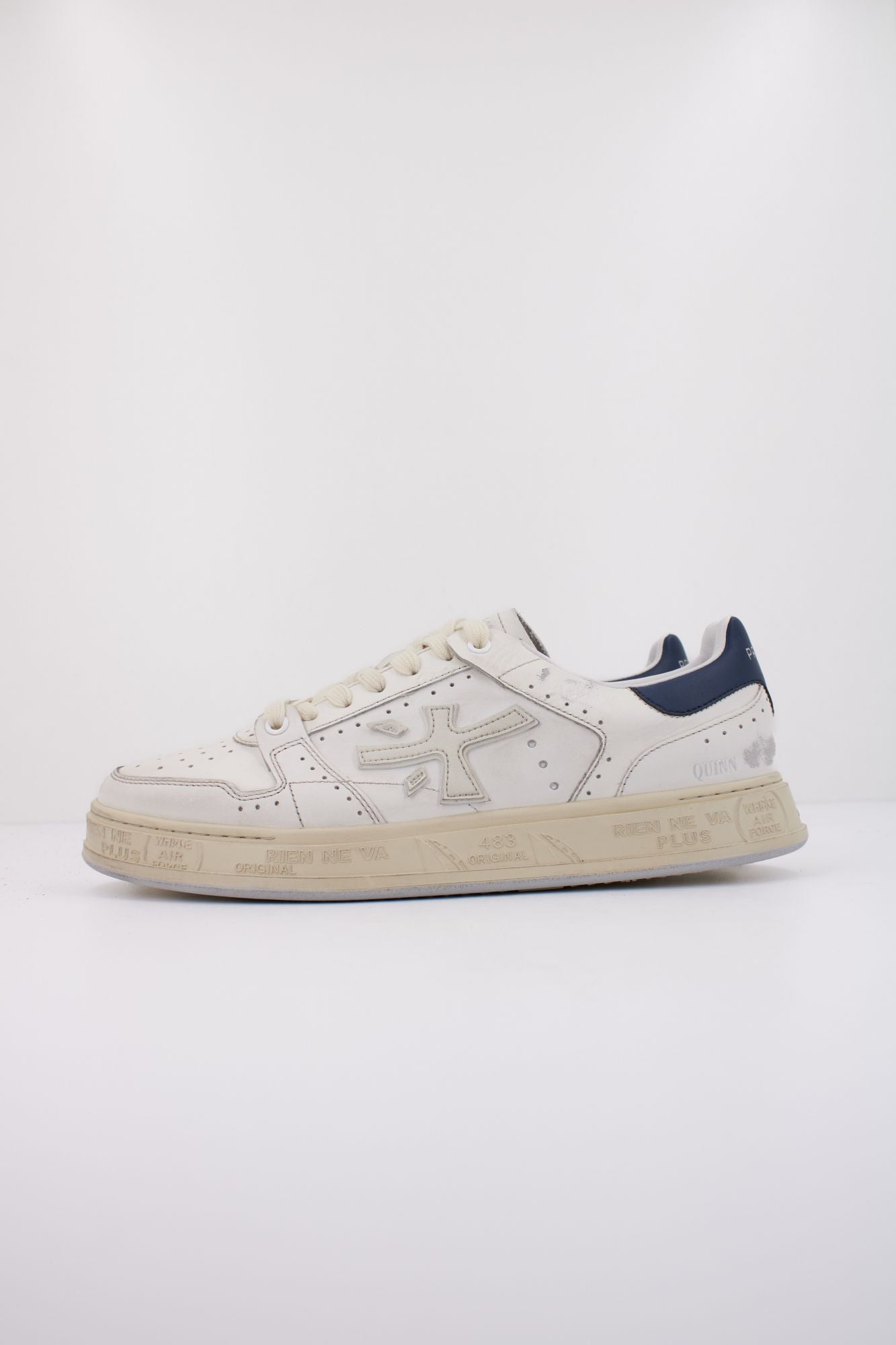 PREMIATA QUINN 7875 en color BLANCO (1)