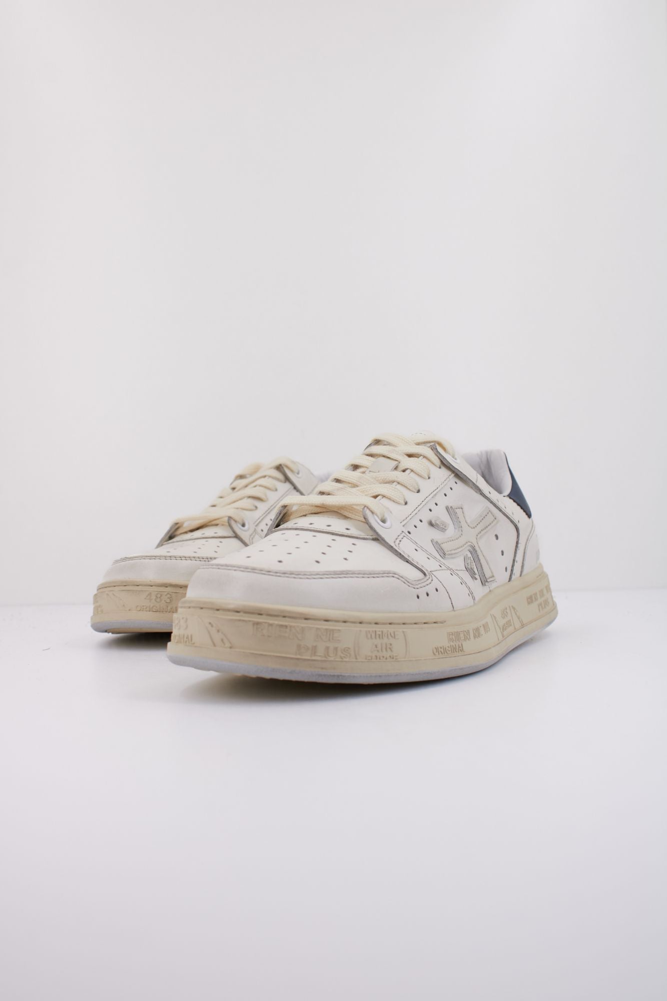 PREMIATA QUINN 7875 en color BLANCO (2)