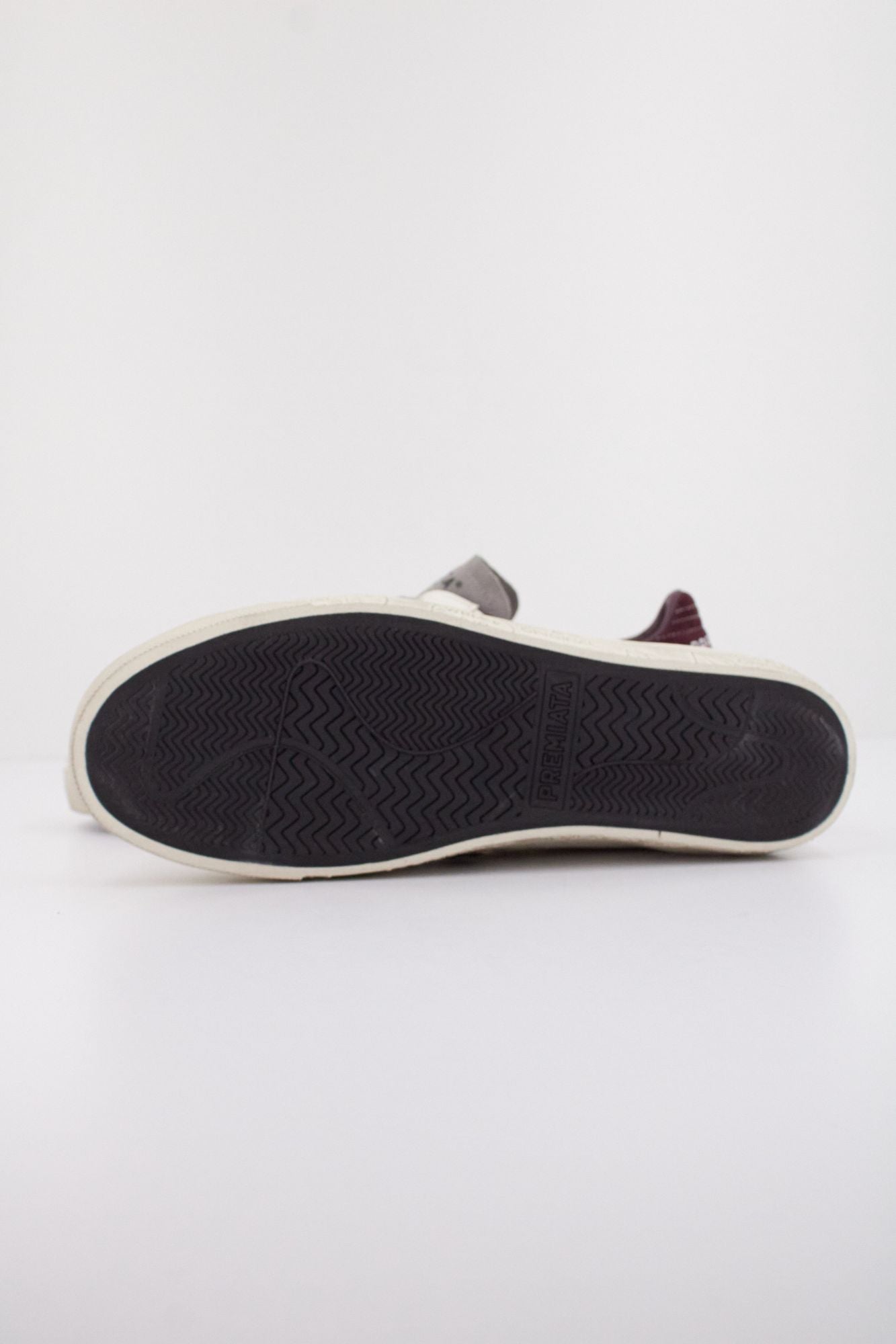 PREMIATA STEVEN en color BLANCO (5)