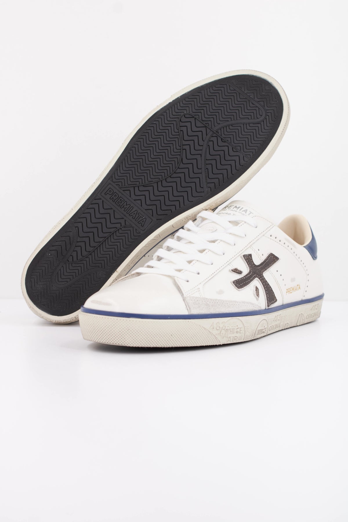 PREMIATA STEVEN en color BLANCO (5)
