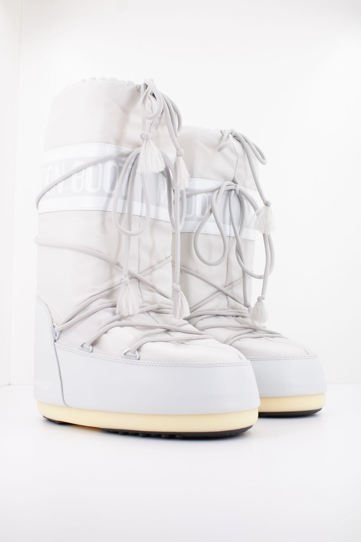 MOON BOOT ICON NYLON 14004400 003 en color GRIS (2)