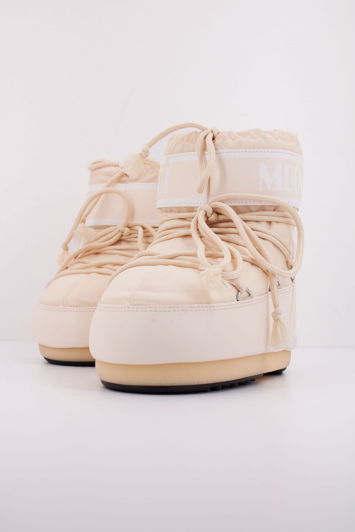 MOON BOOT ICON LOW NYLON 14093400 002 en color BLANCO (2)