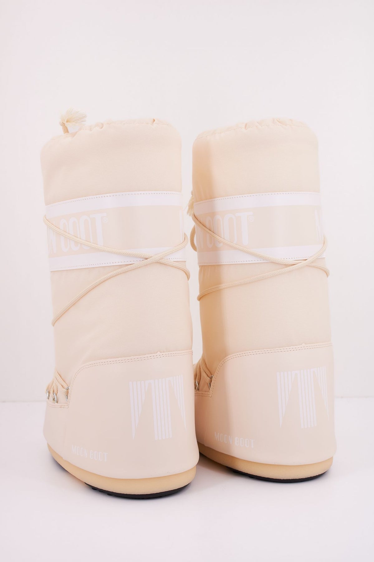 MOON BOOT ICON NYLON 14004400 002 en color BEIS (4)
