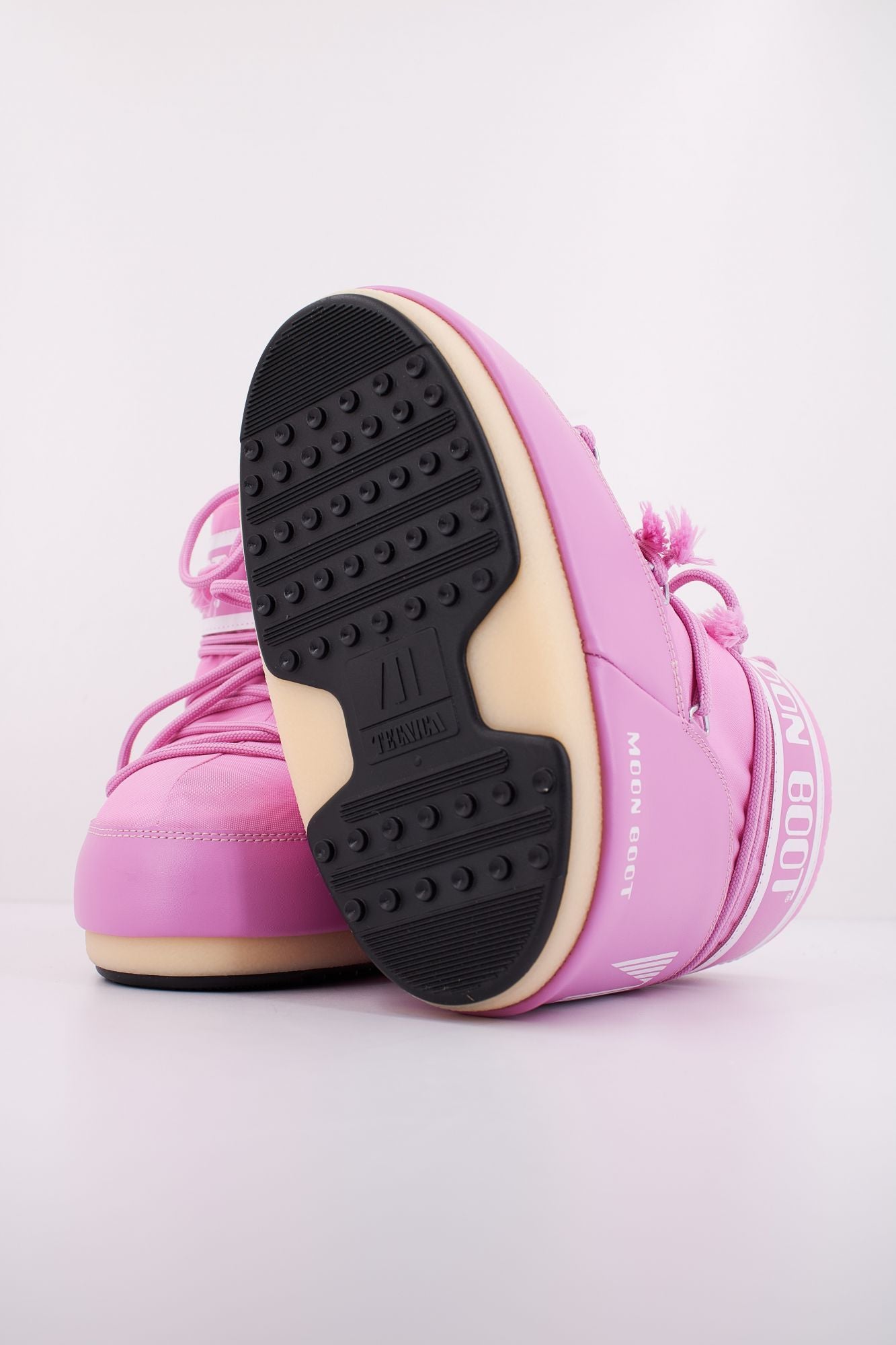 MOON BOOT MB ICON LOW NY en color ROSA (5)