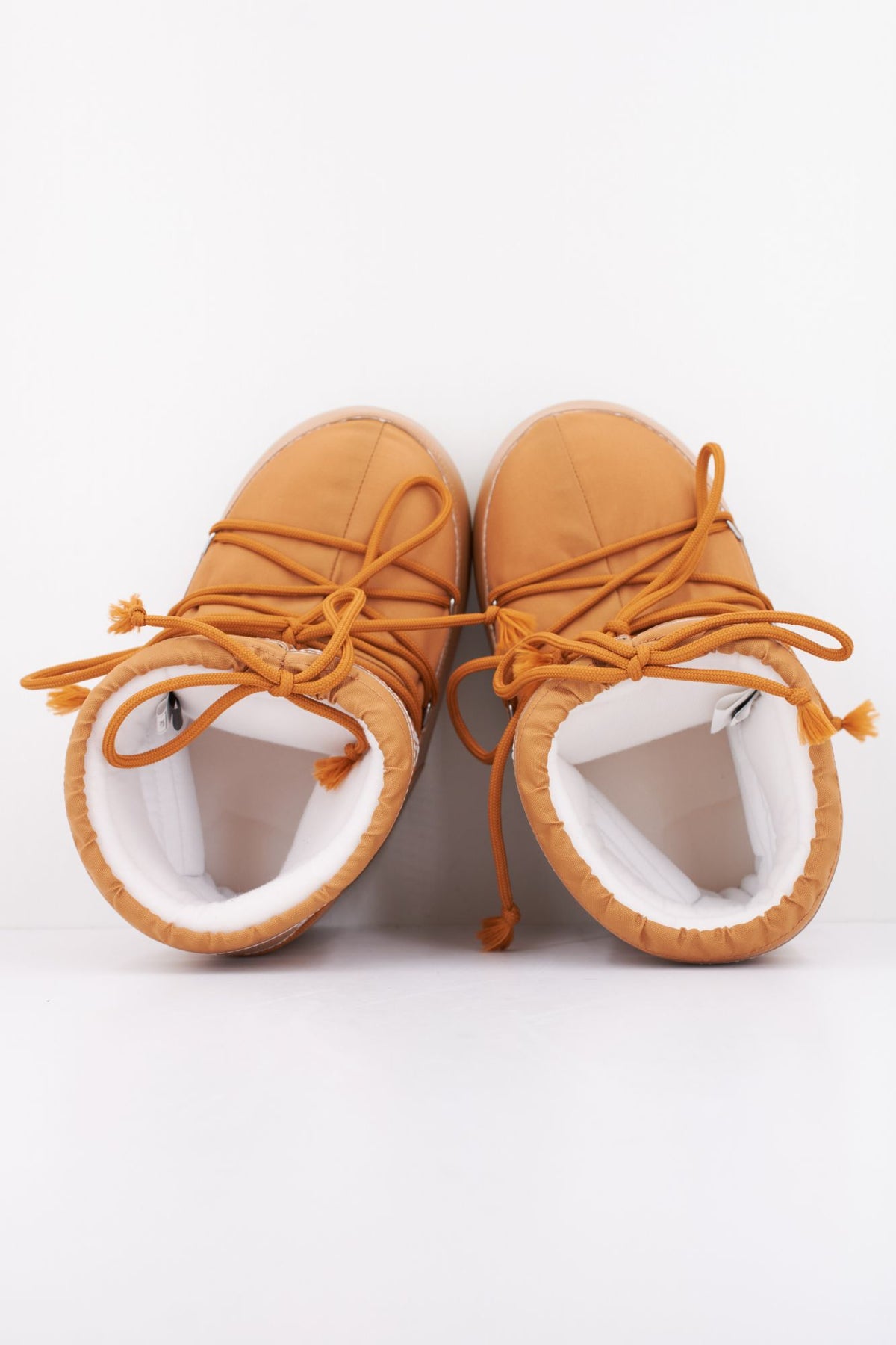 MOON BOOT ICON LOW NYLON 14093400 008 en color MARRON CLARO (3)