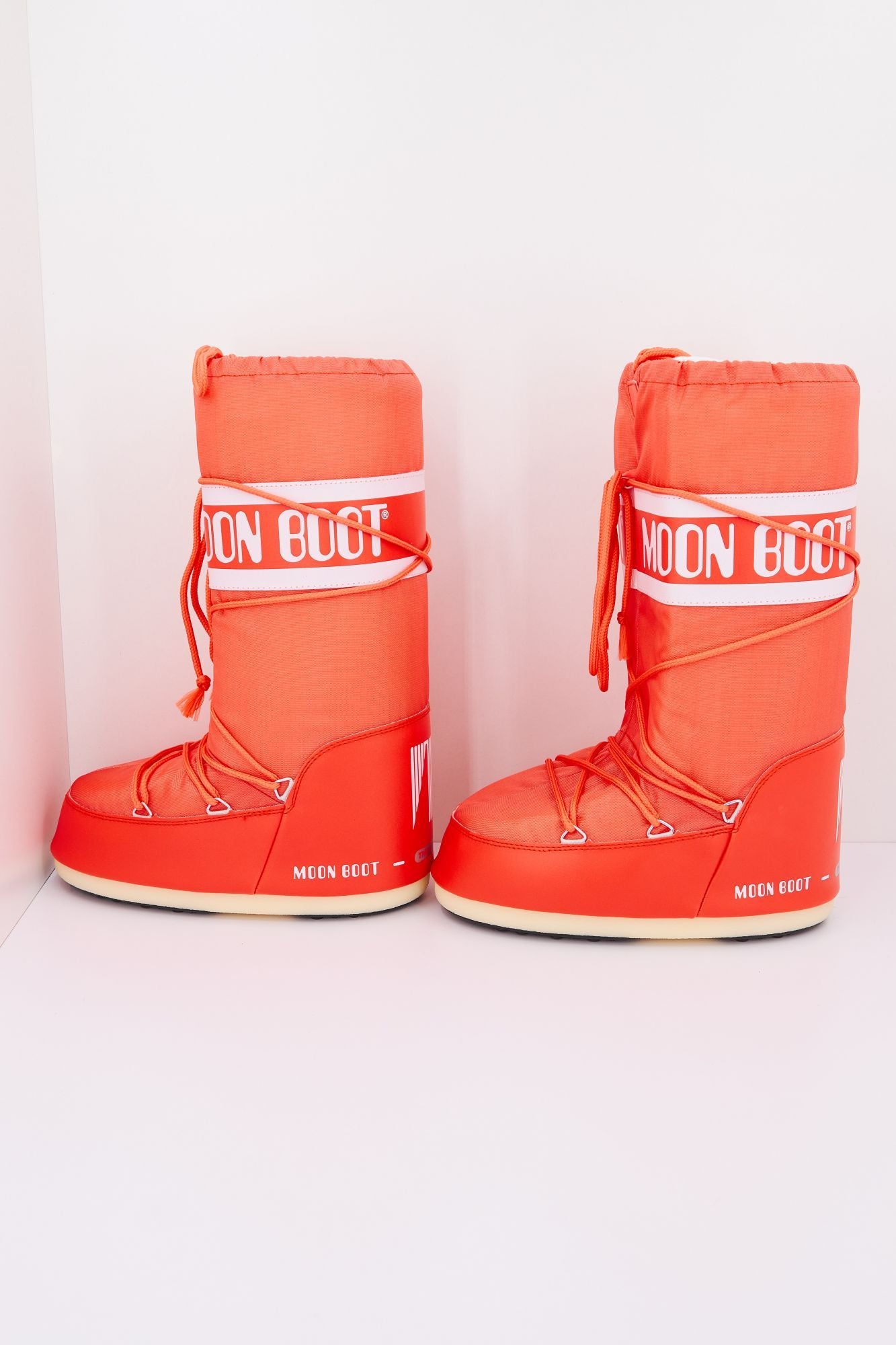 MOON BOOT ICON NYLON en color ROJO (2)