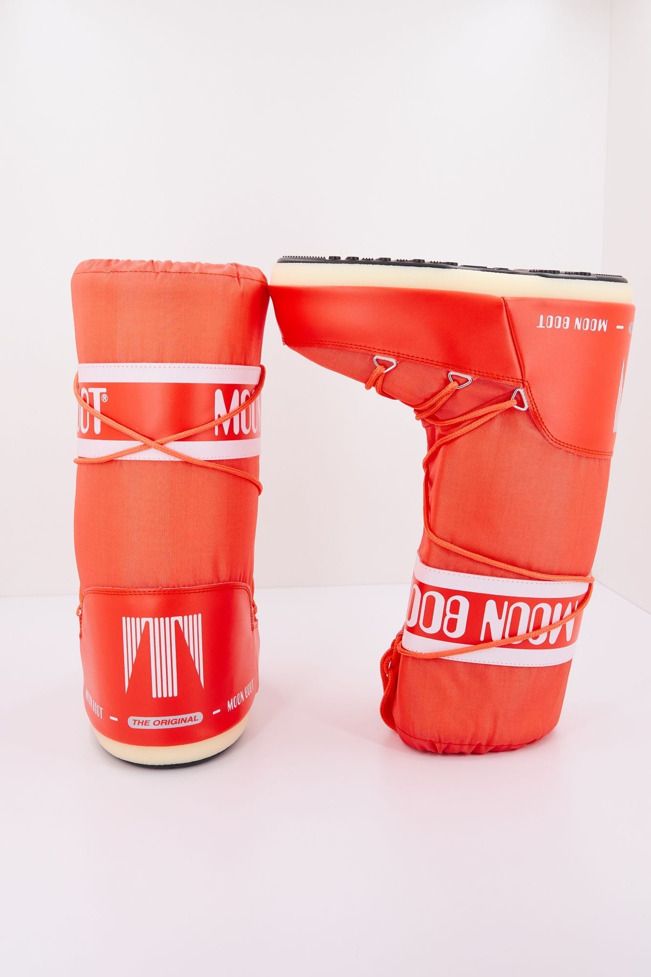 MOON BOOT ICON NYLON en color ROJO (3)
