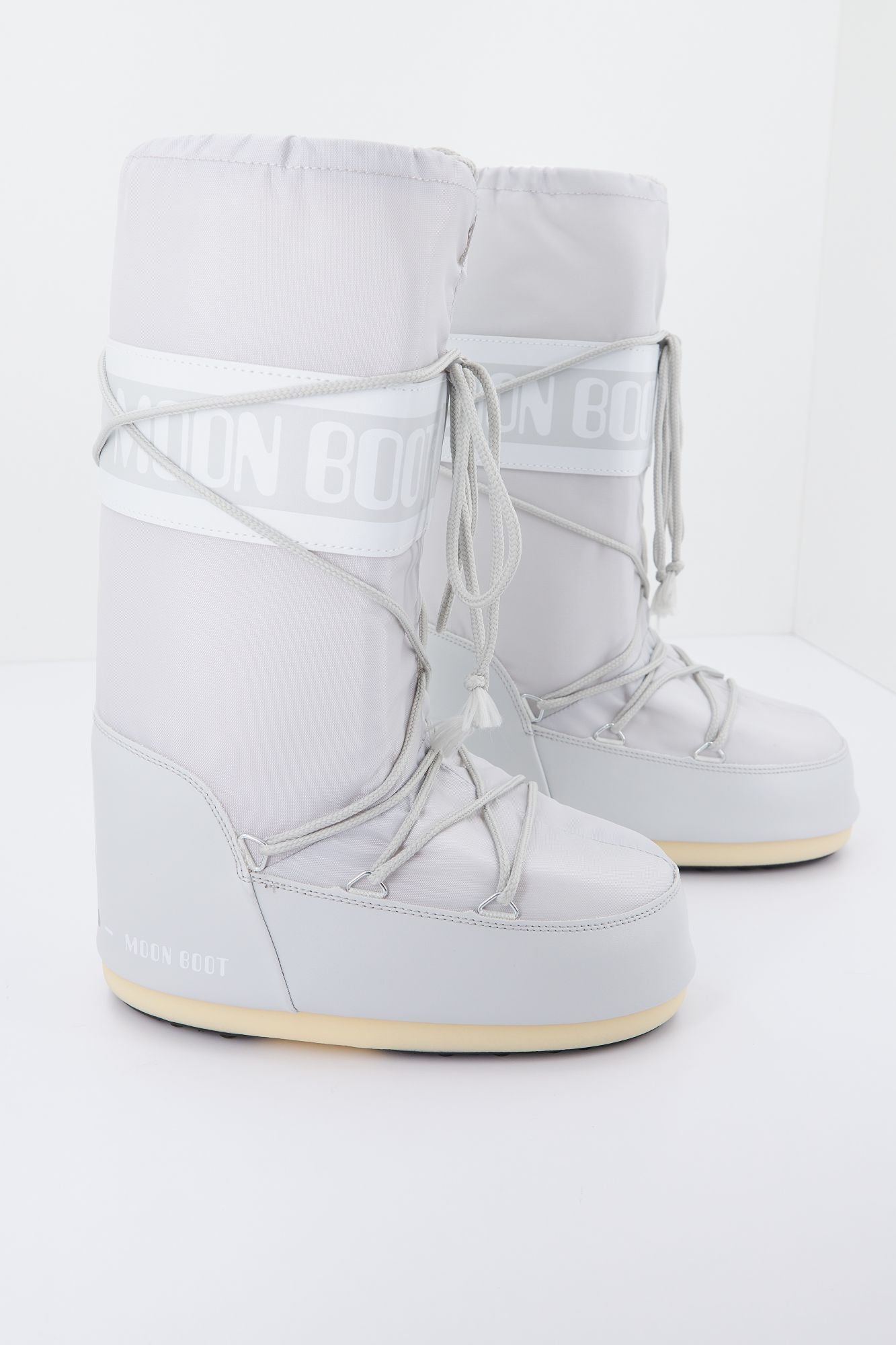 MOON BOOT ICON NYLON en color GRIS (4)