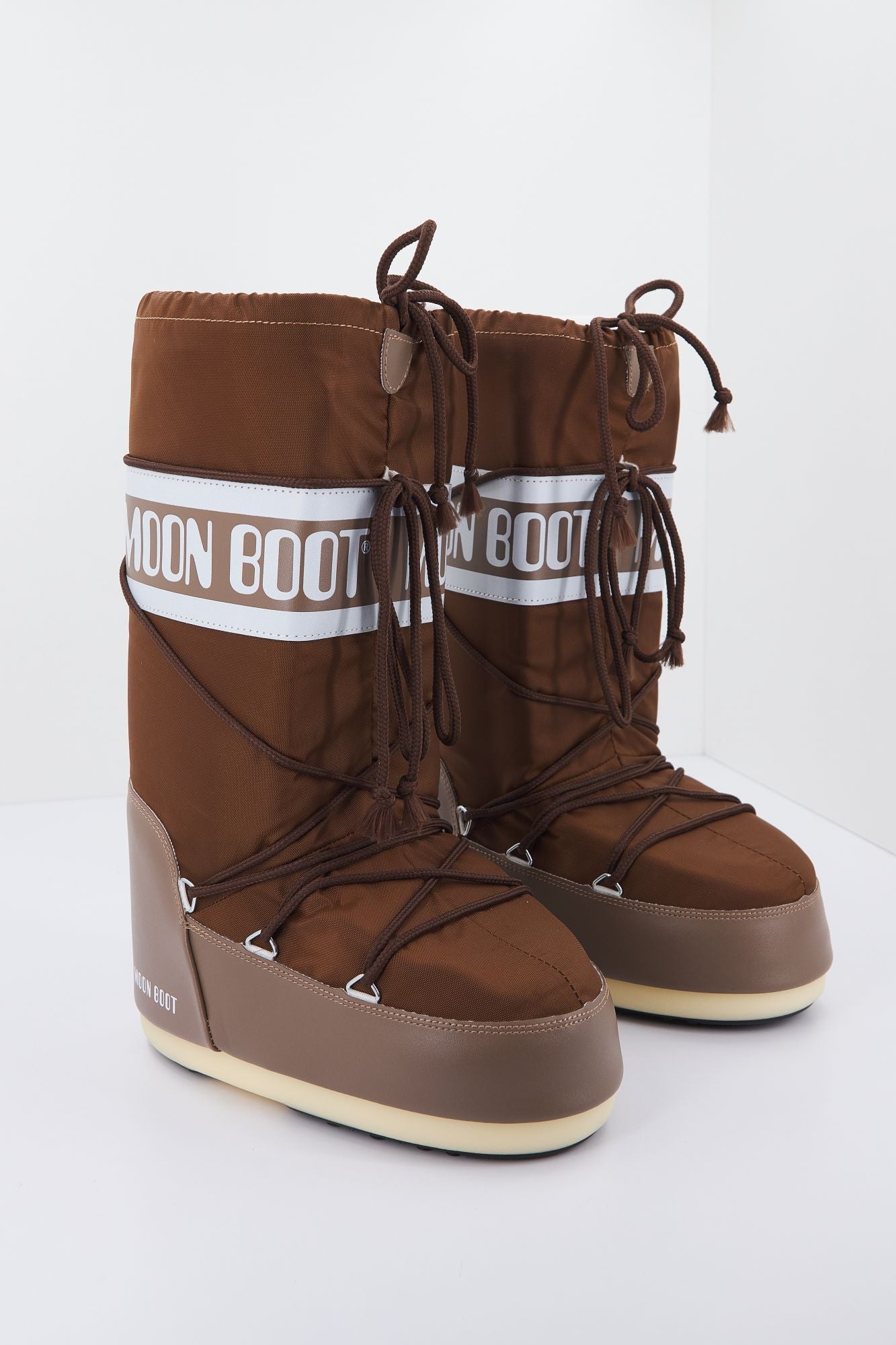 MOON BOOT ICON NYLON en color MARRON (2)